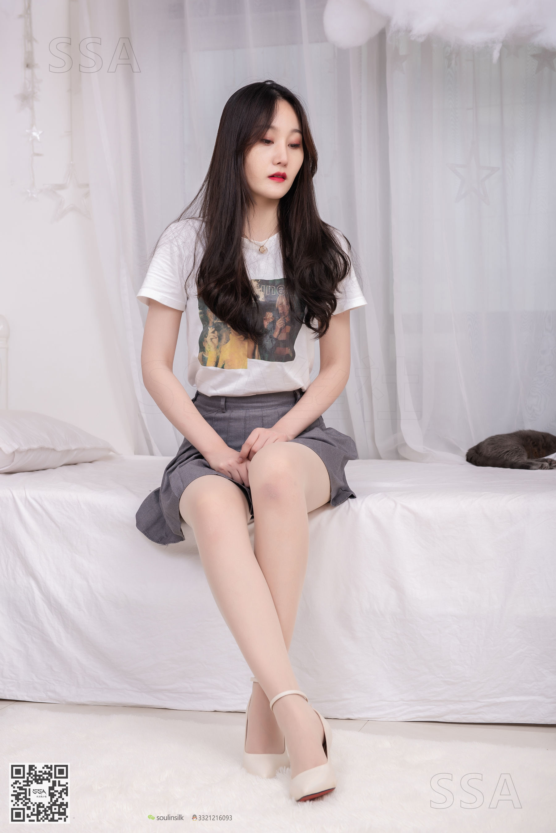 超清写真 No.166 瑶瑶 休闲居家肉丝裸足-图3