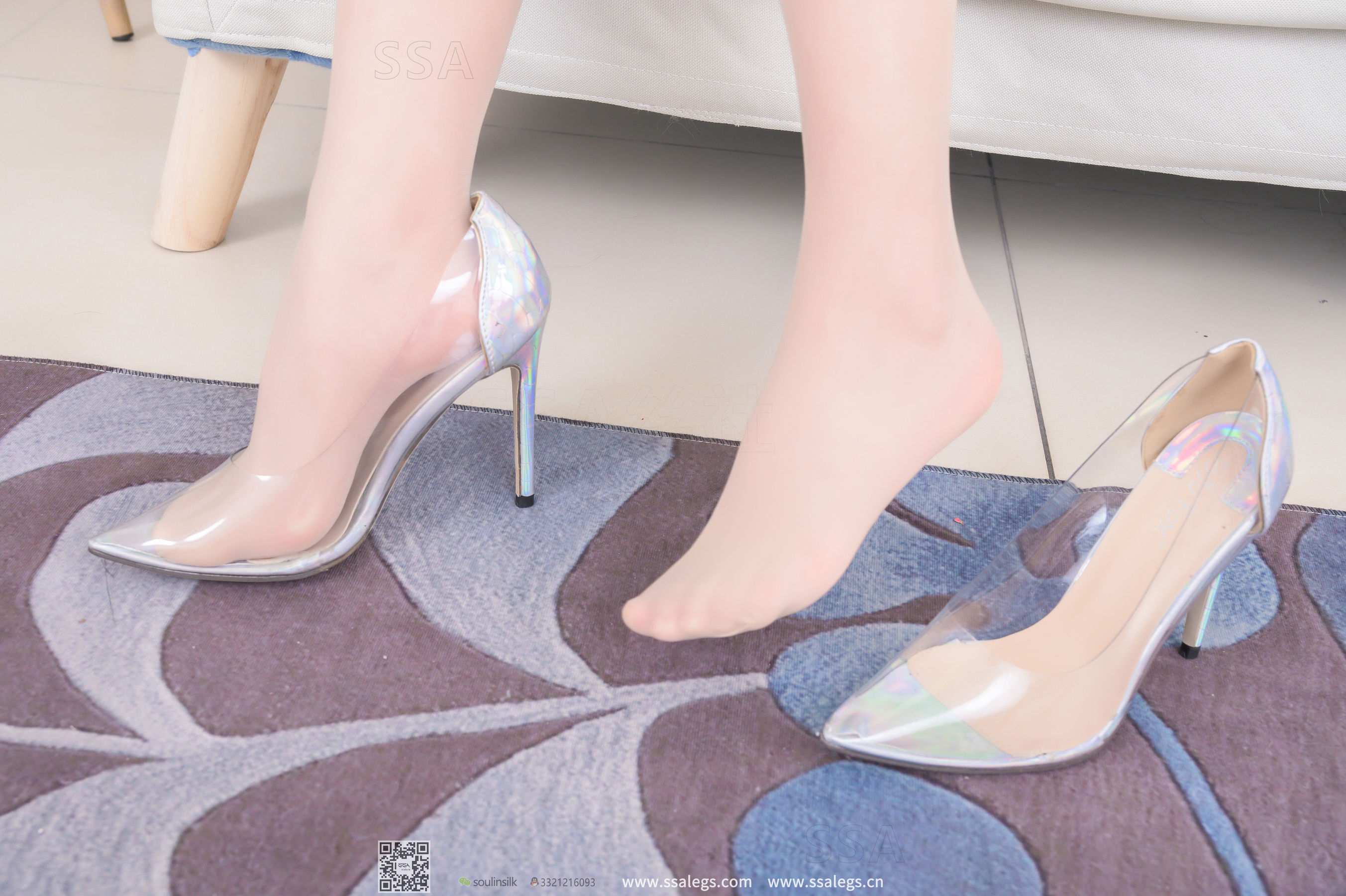 超清写真 No.258 君君 透明高跟鞋里的足-图65