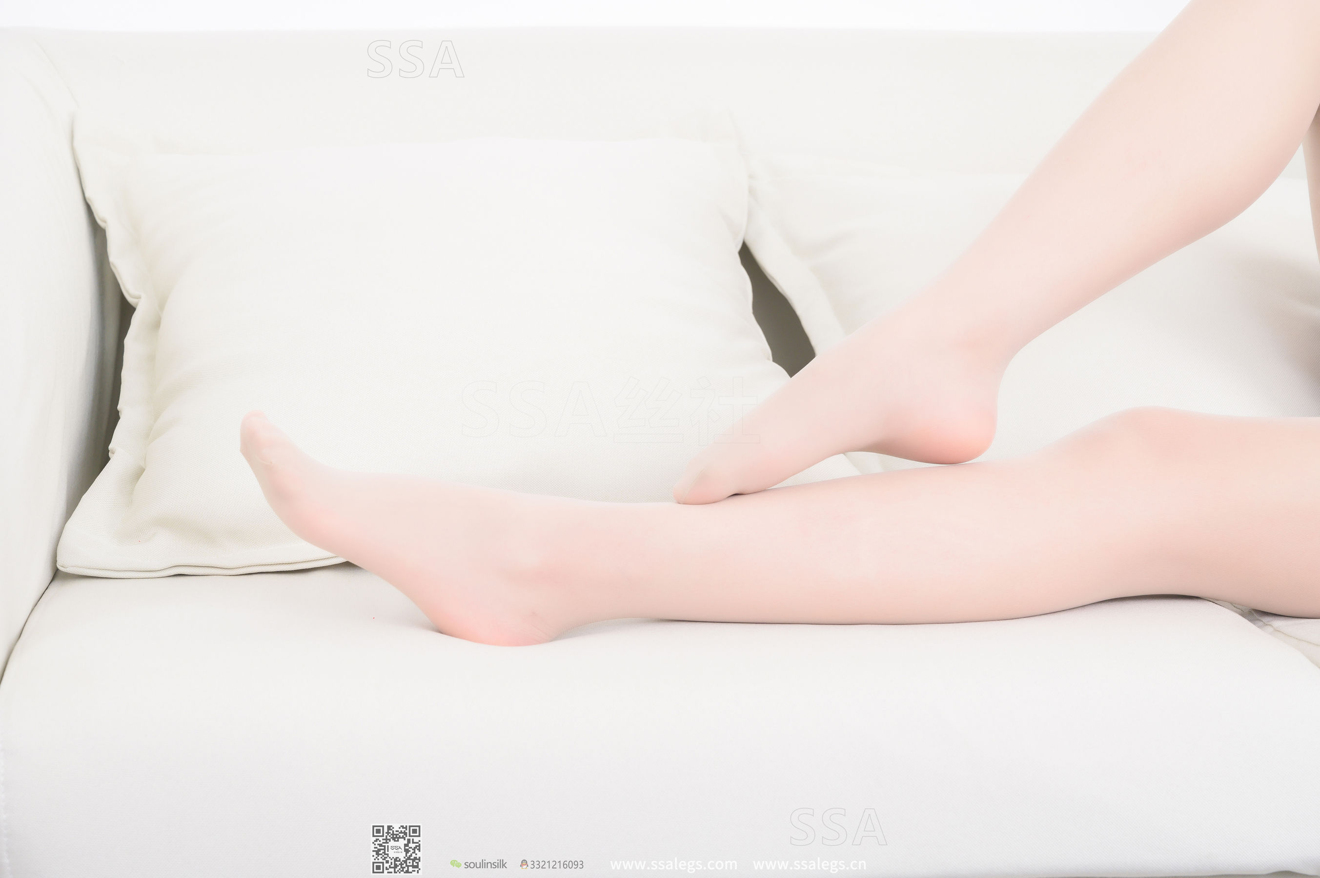 超清写真 No.258 君君 透明高跟鞋里的足-图75