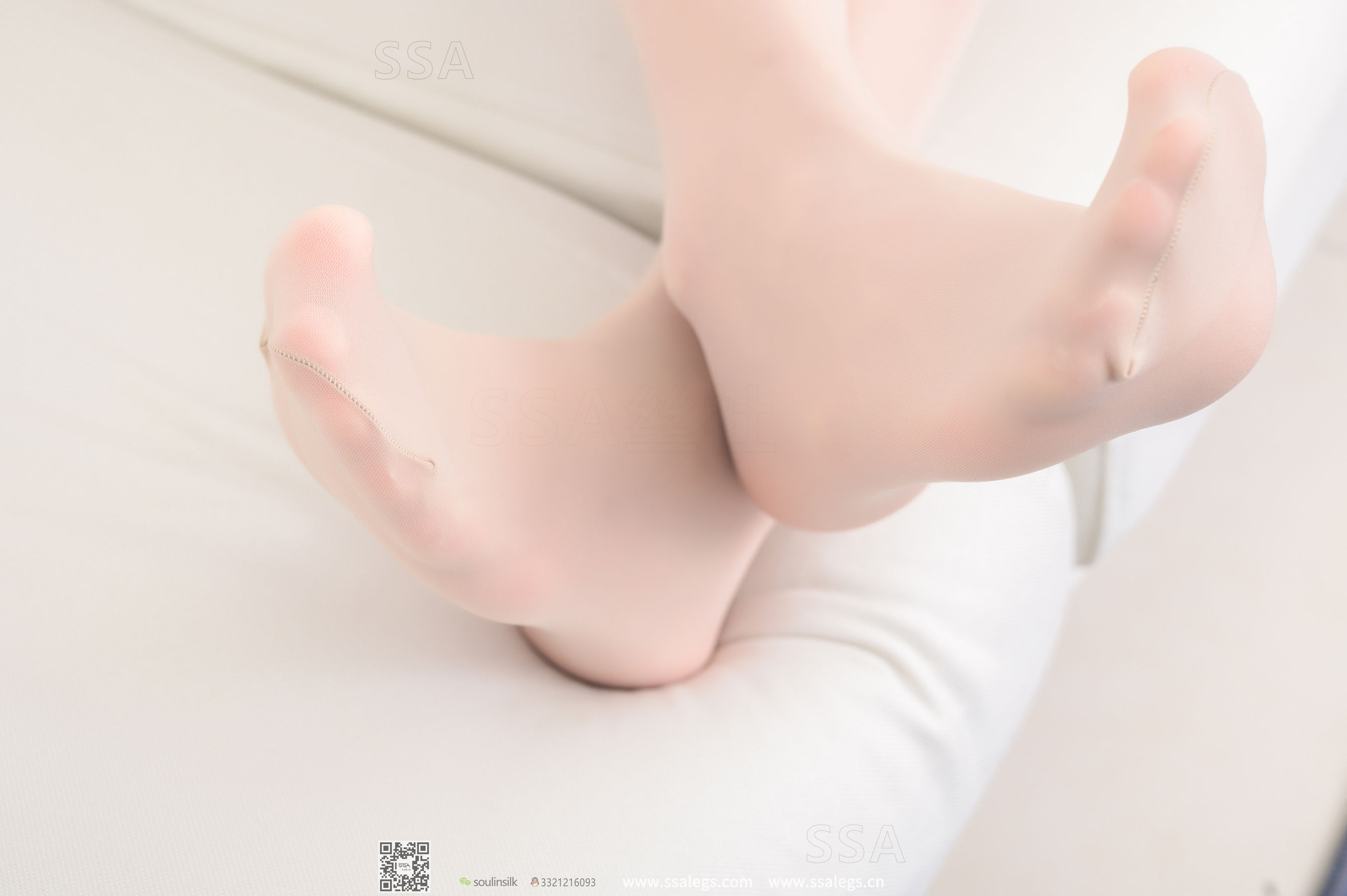 超清写真 No.258 君君 透明高跟鞋里的足-图89