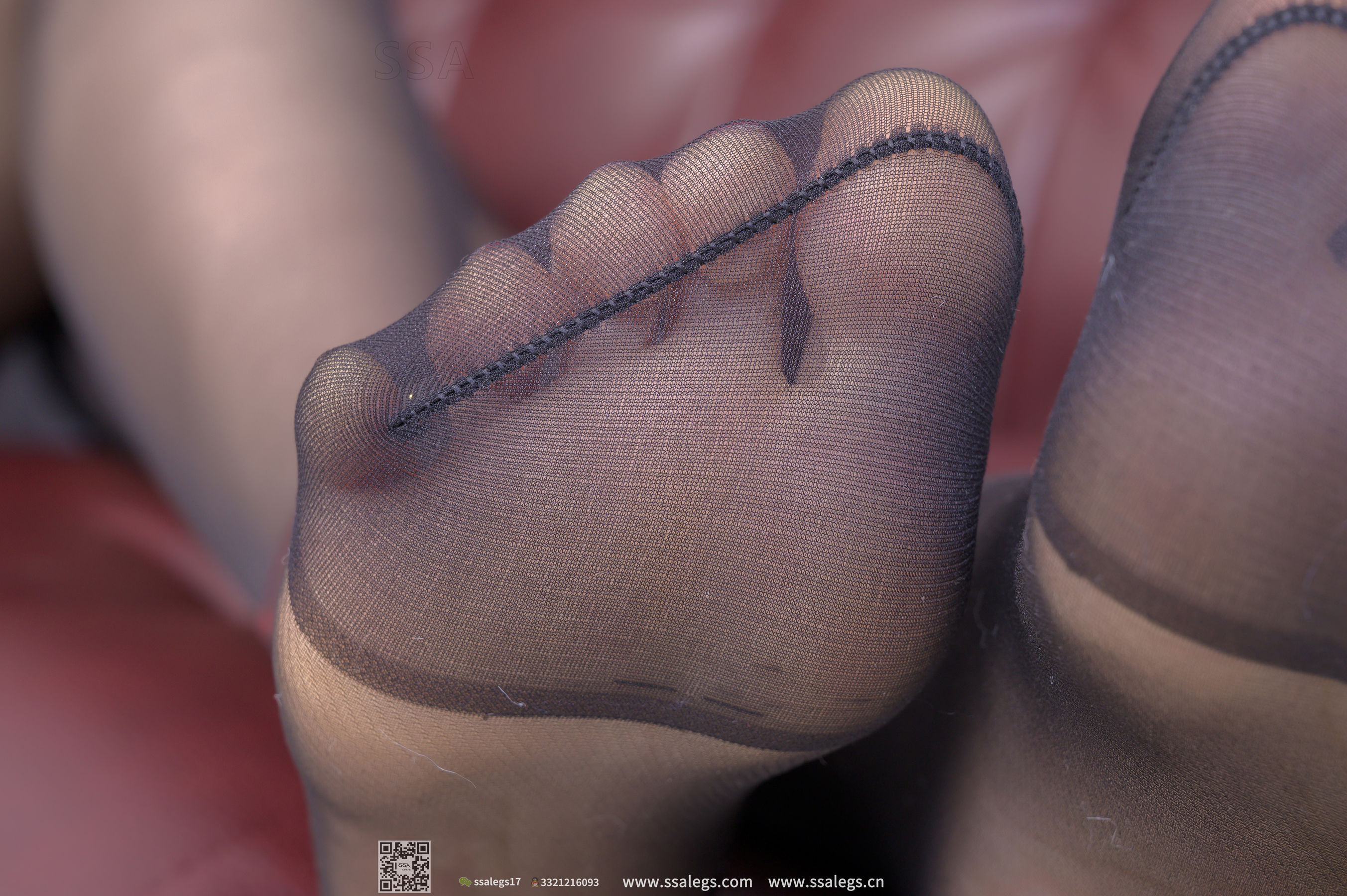 超清写真 No.279 蜜桃 开档丝袜的小情趣(下)-图12