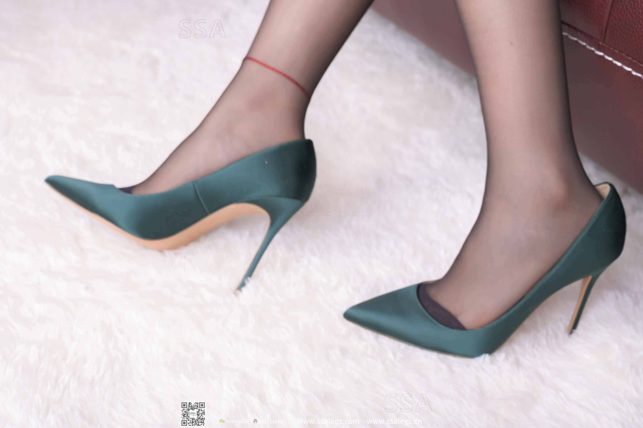 超清写真 No.304 蜜桃 回家的少女美腿黑丝诱惑(上)-图22