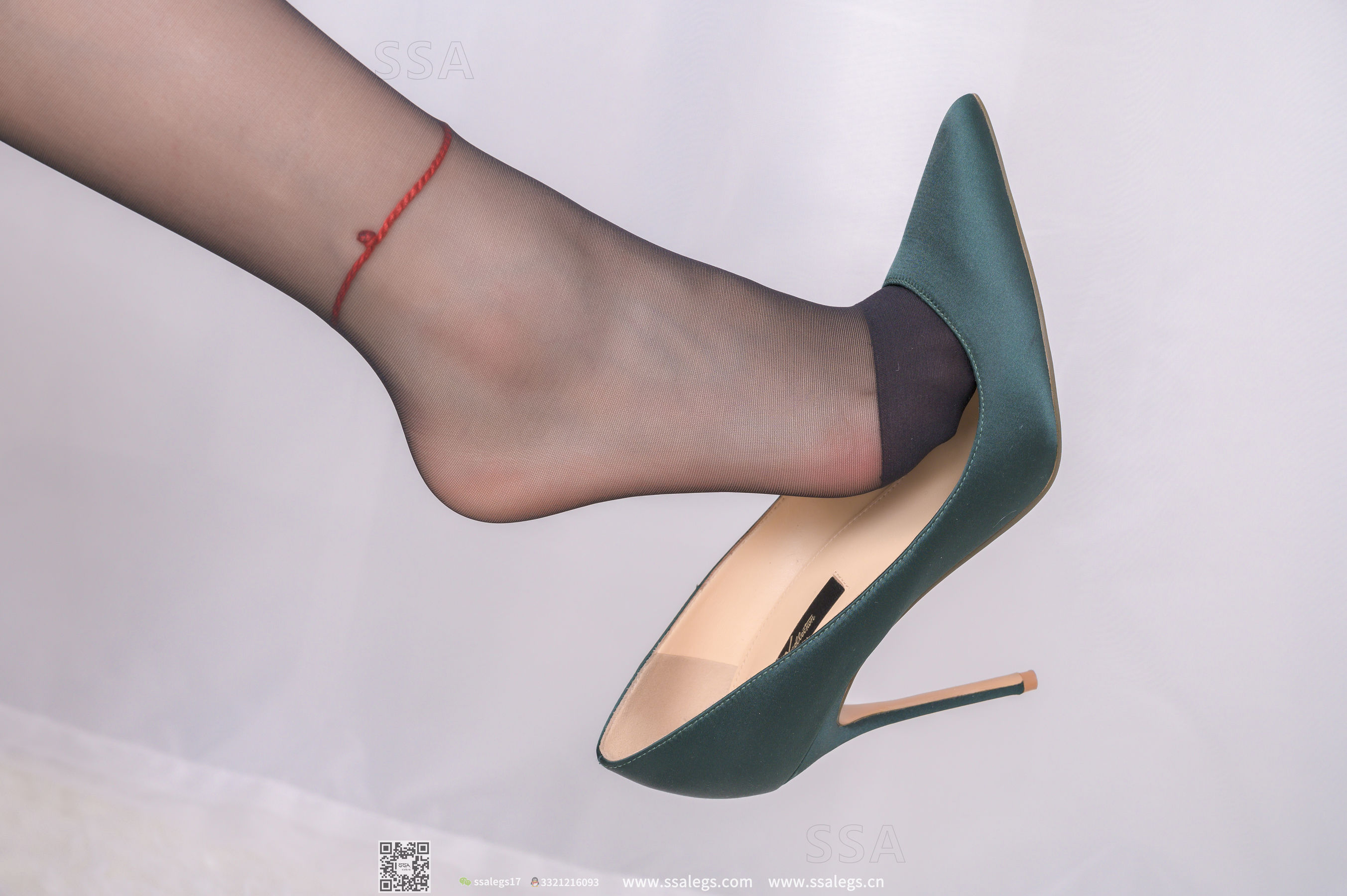 超清写真 No.304 蜜桃 回家的少女美腿黑丝诱惑(上)-图94