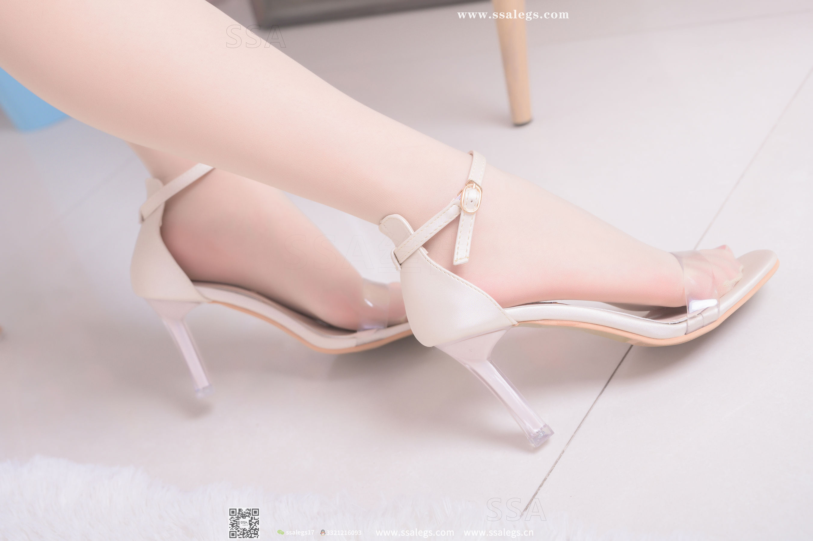 超清写真 No.340 素素 画师少女的透明高跟鞋肉丝袜(上)-图9