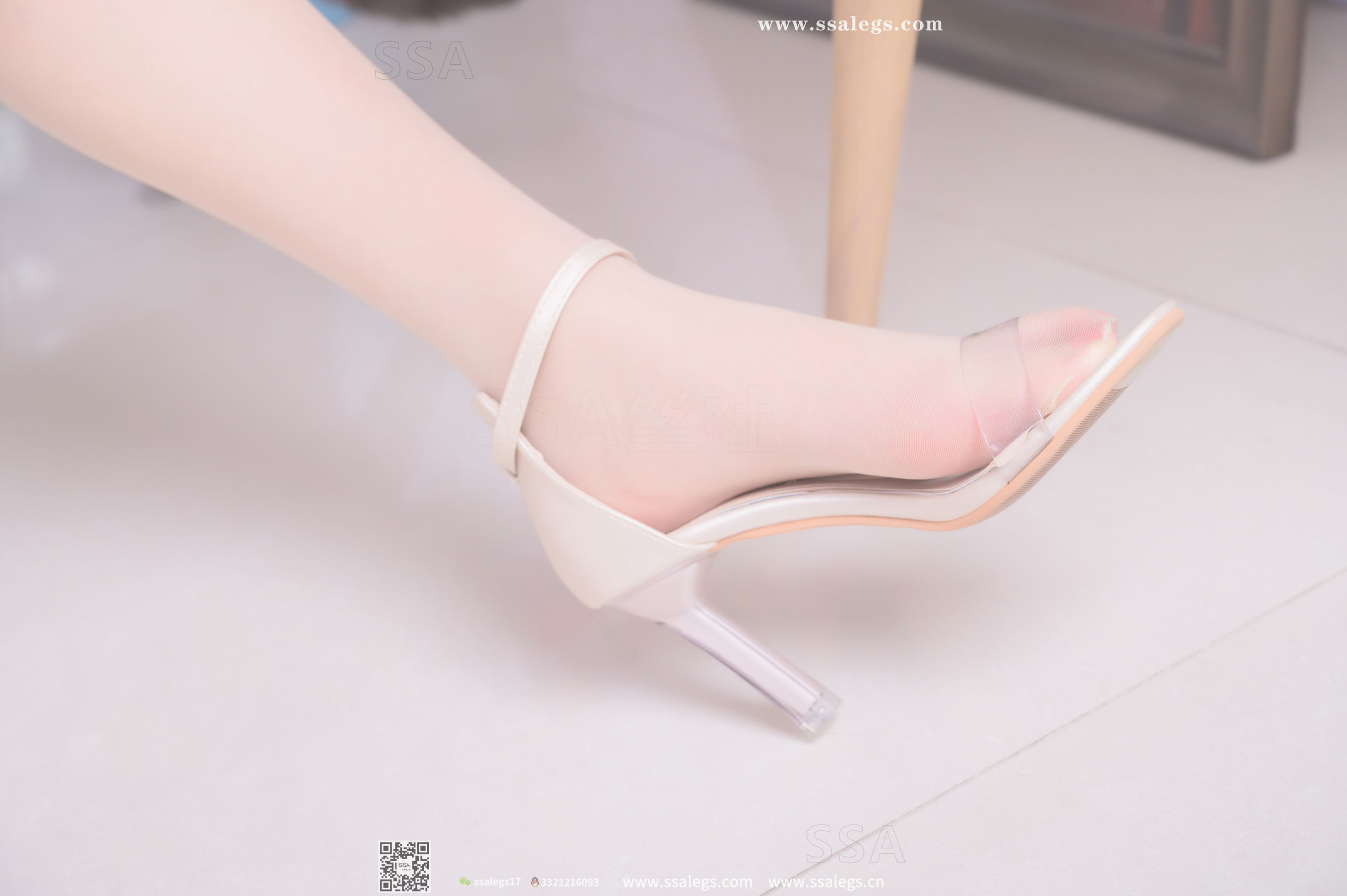 超清写真 No.340 素素 画师少女的透明高跟鞋肉丝袜(上)-图34
