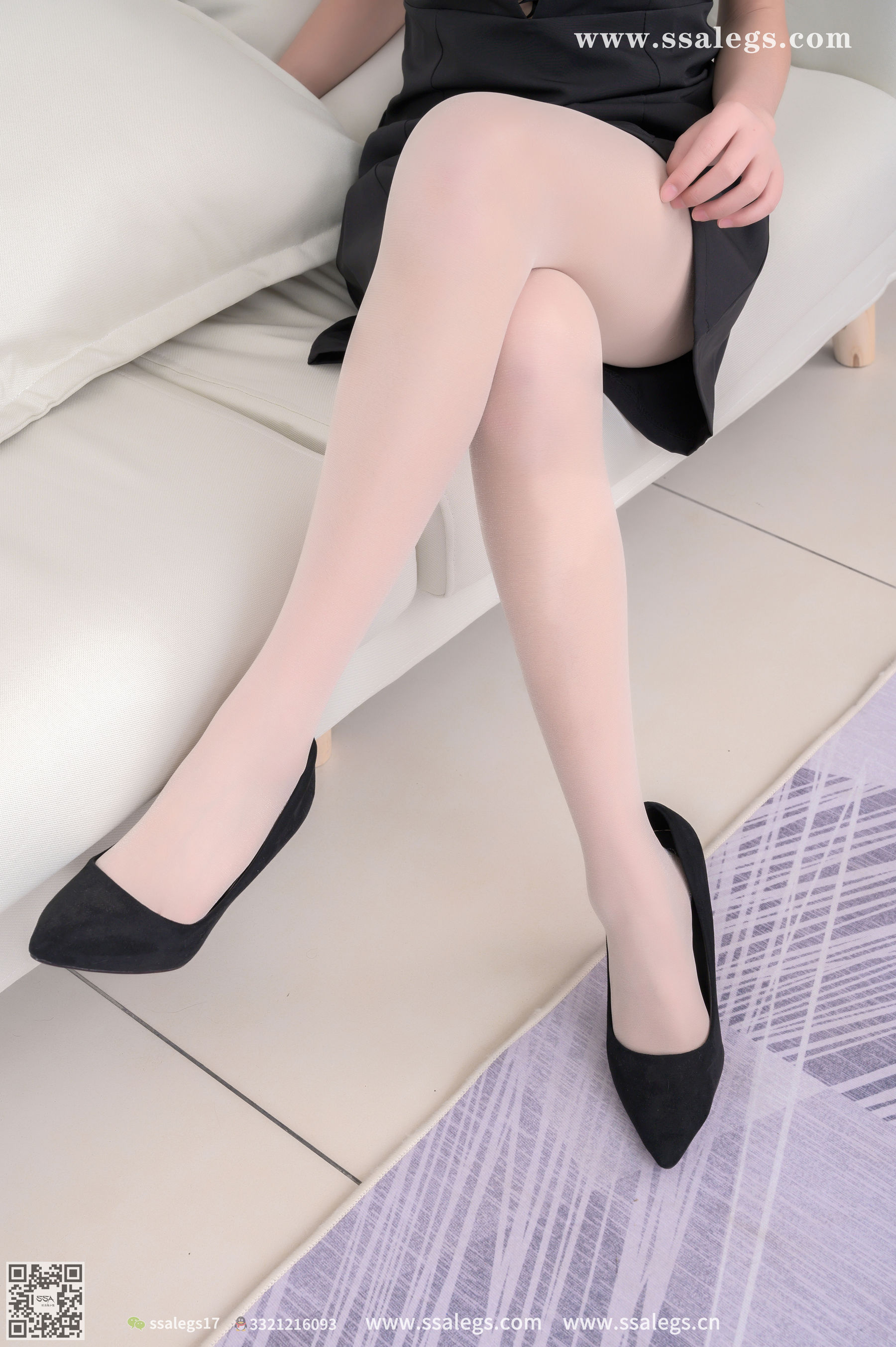 超清写真 No.387 素素 吊带短裙下亮闪闪开档肉丝(上)-图13