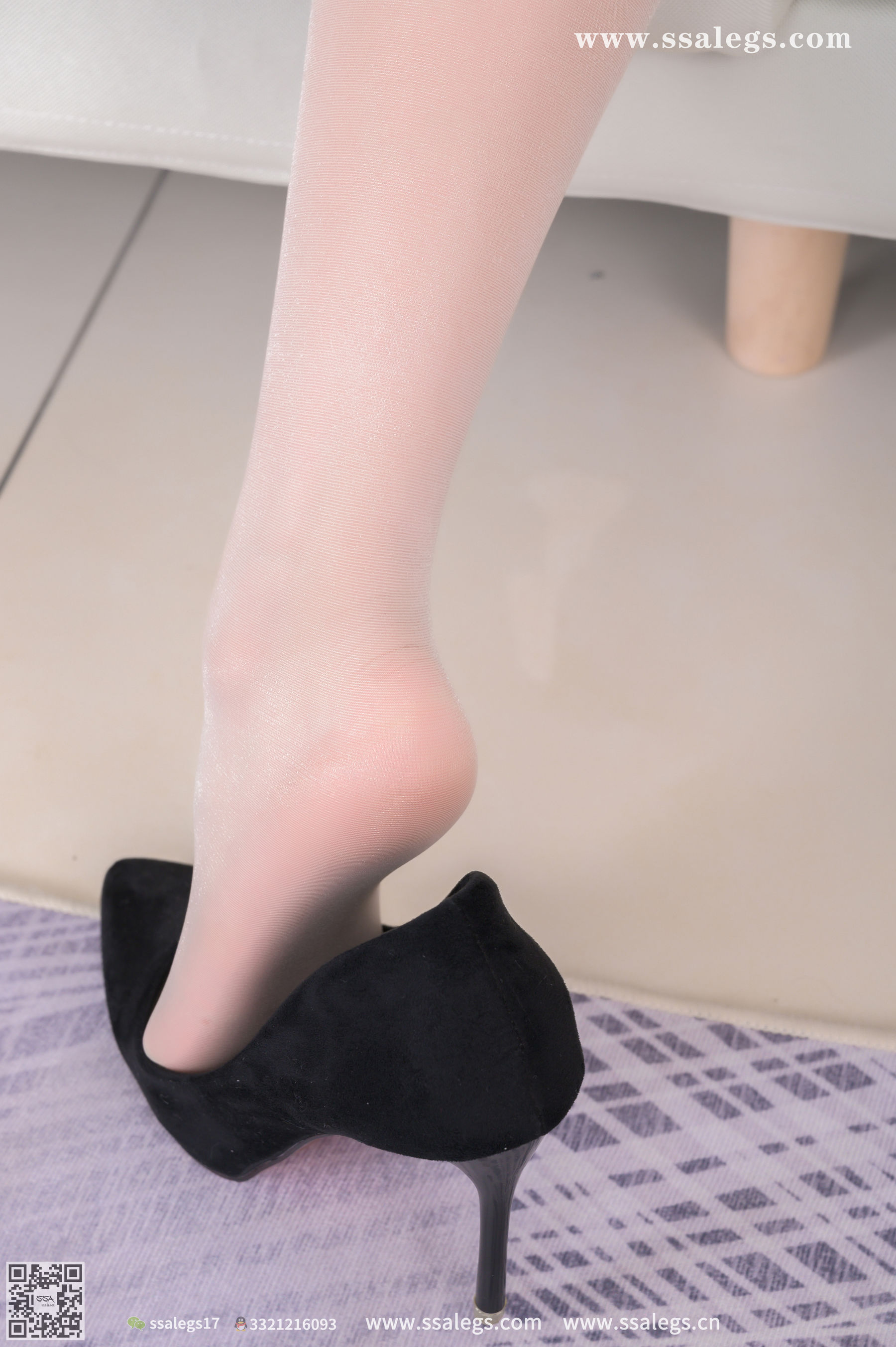 超清写真 No.387 素素 吊带短裙下亮闪闪开档肉丝(上)-图61