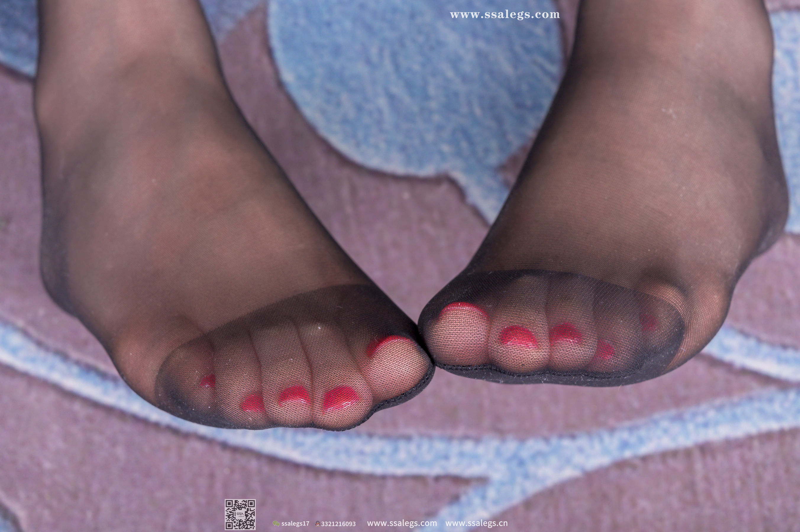 超清写真 No.399 媛媛 韩版复古碎花裙黑丝(下)-图29