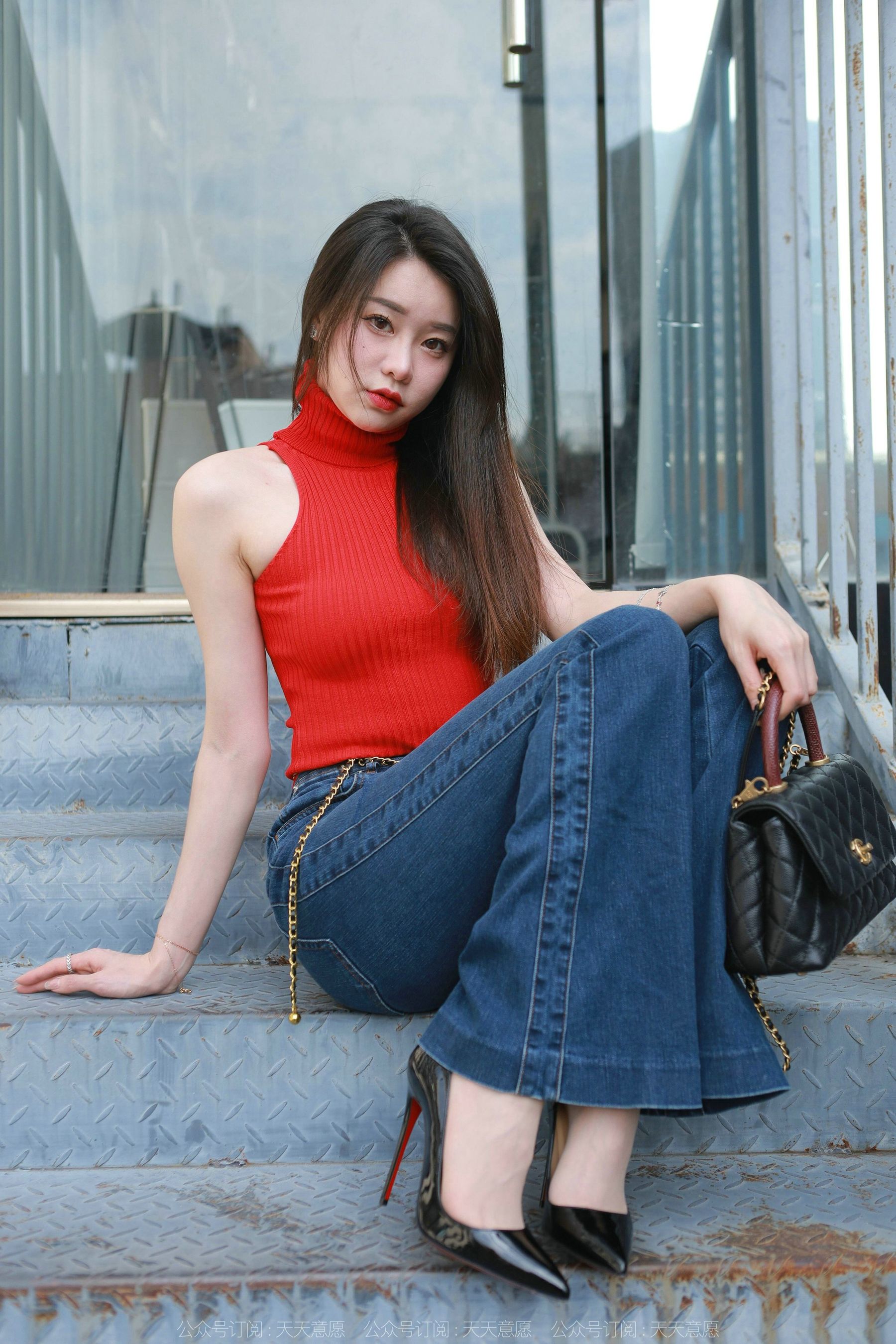 模特 佳爷 《红底高跟库里丝》-图12