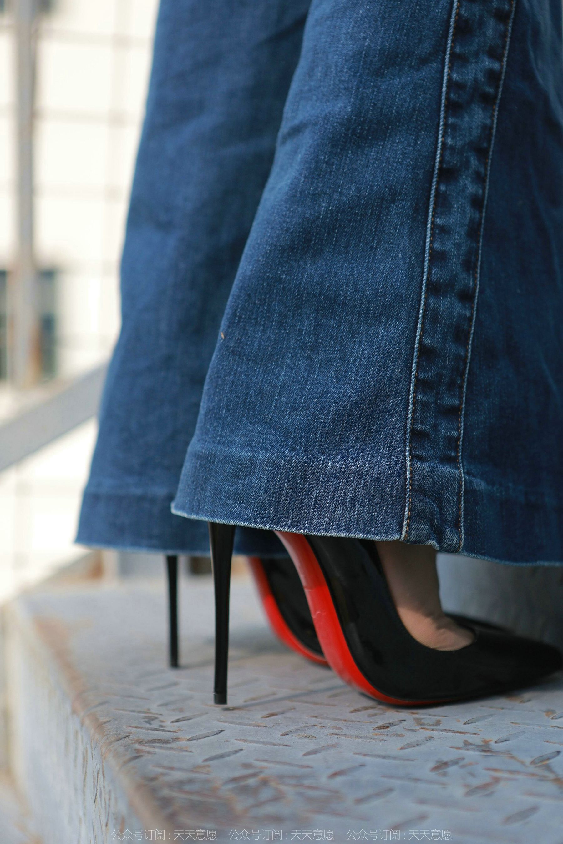 模特 佳爷 《红底高跟库里丝》-图55