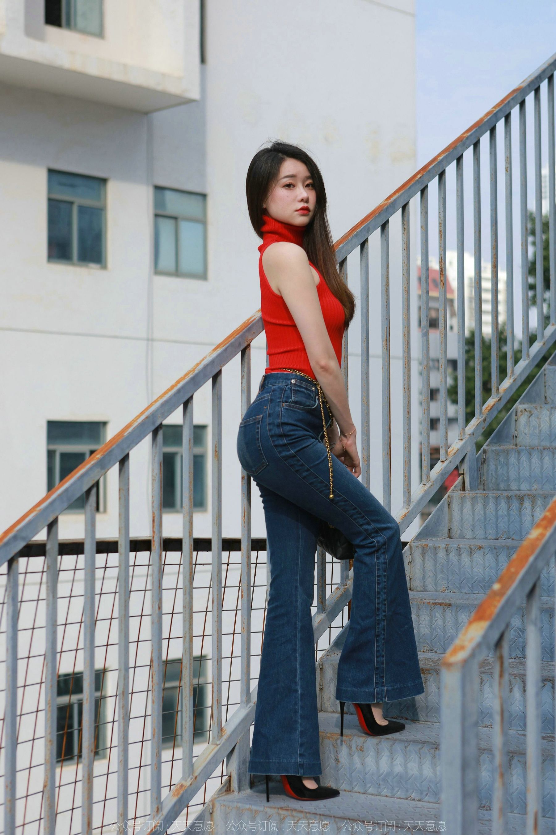 模特 佳爷 《红底高跟库里丝》-图59