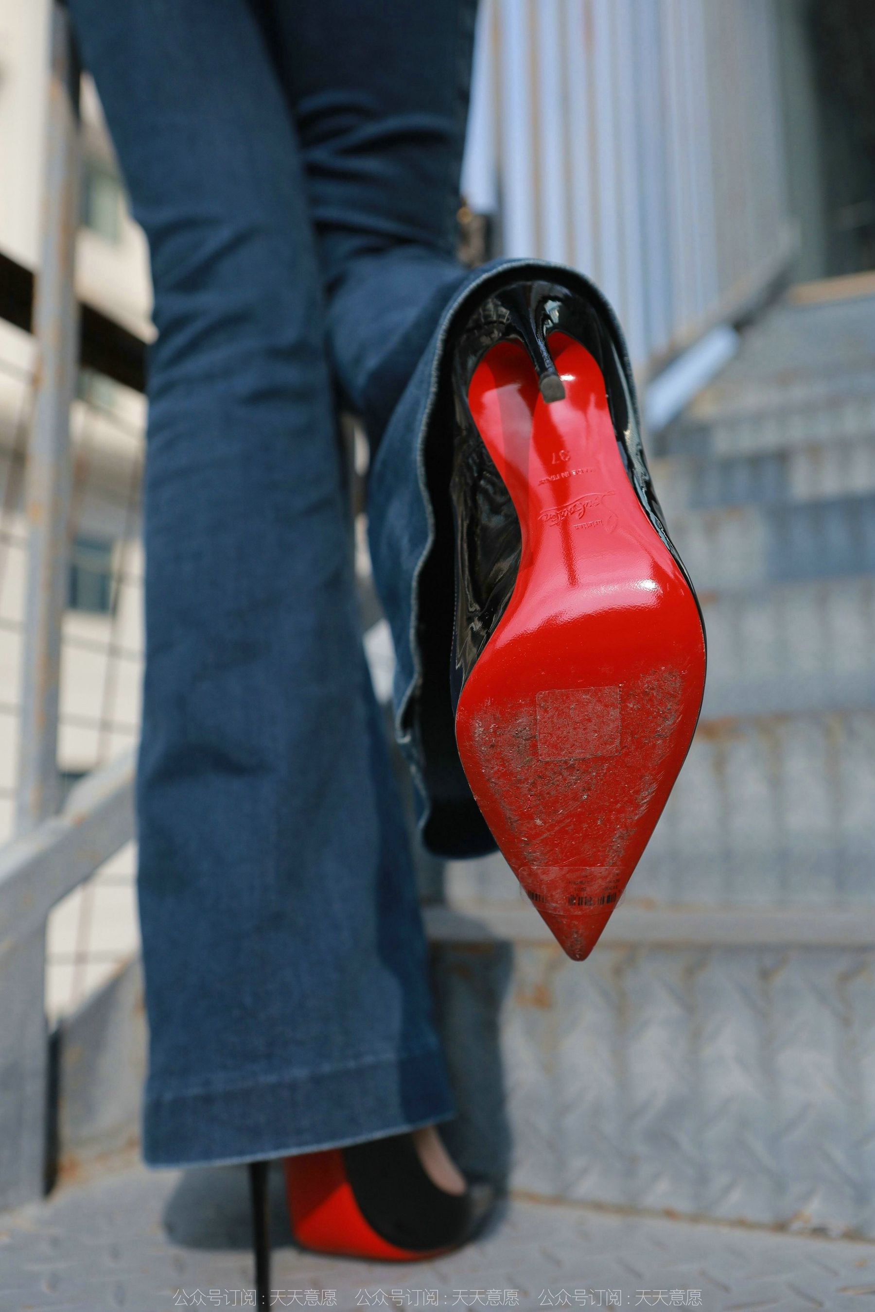 模特 佳爷 《红底高跟库里丝》-图65