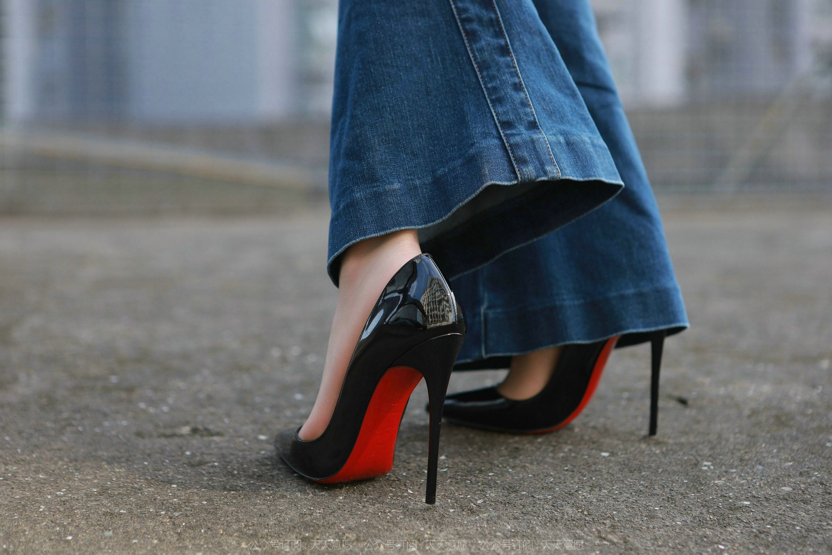模特 佳爷 《红底高跟库里丝》-图68