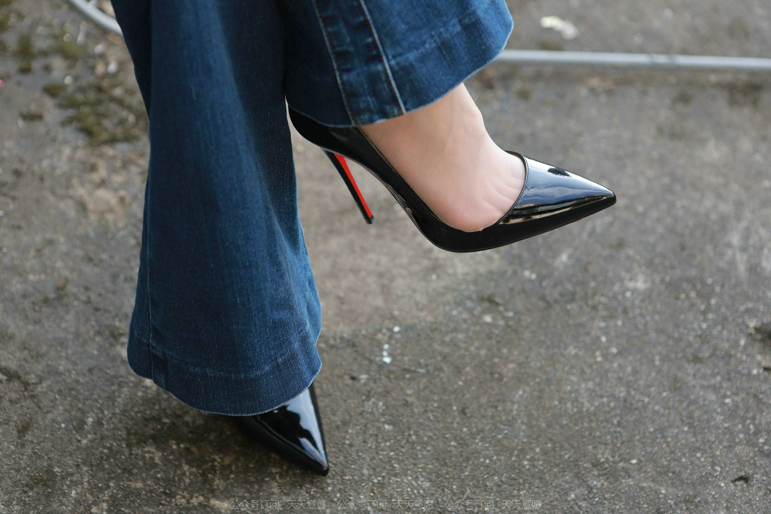 模特 佳爷 《红底高跟库里丝》-图83