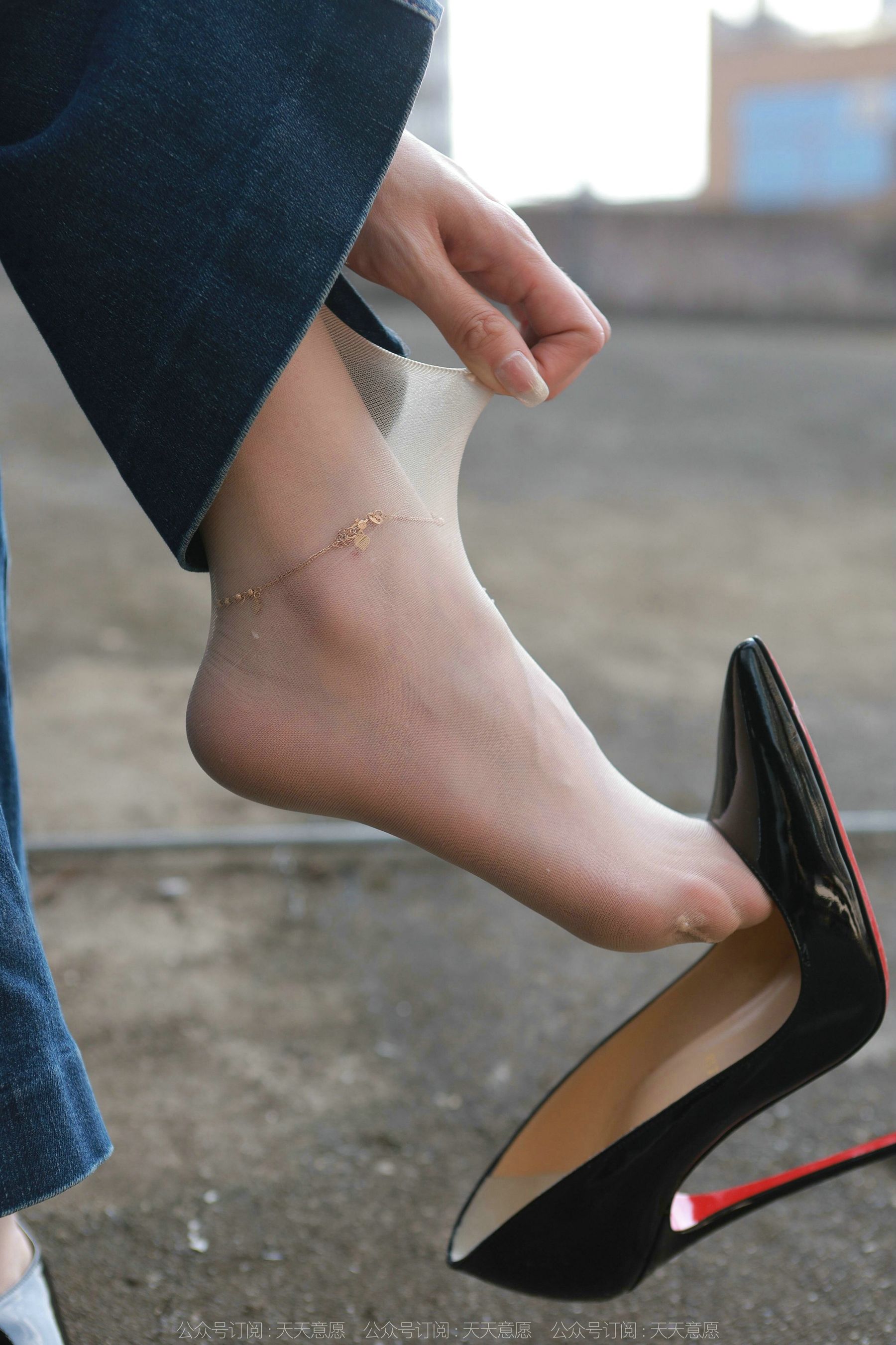 模特 佳爷 《红底高跟库里丝》-图89