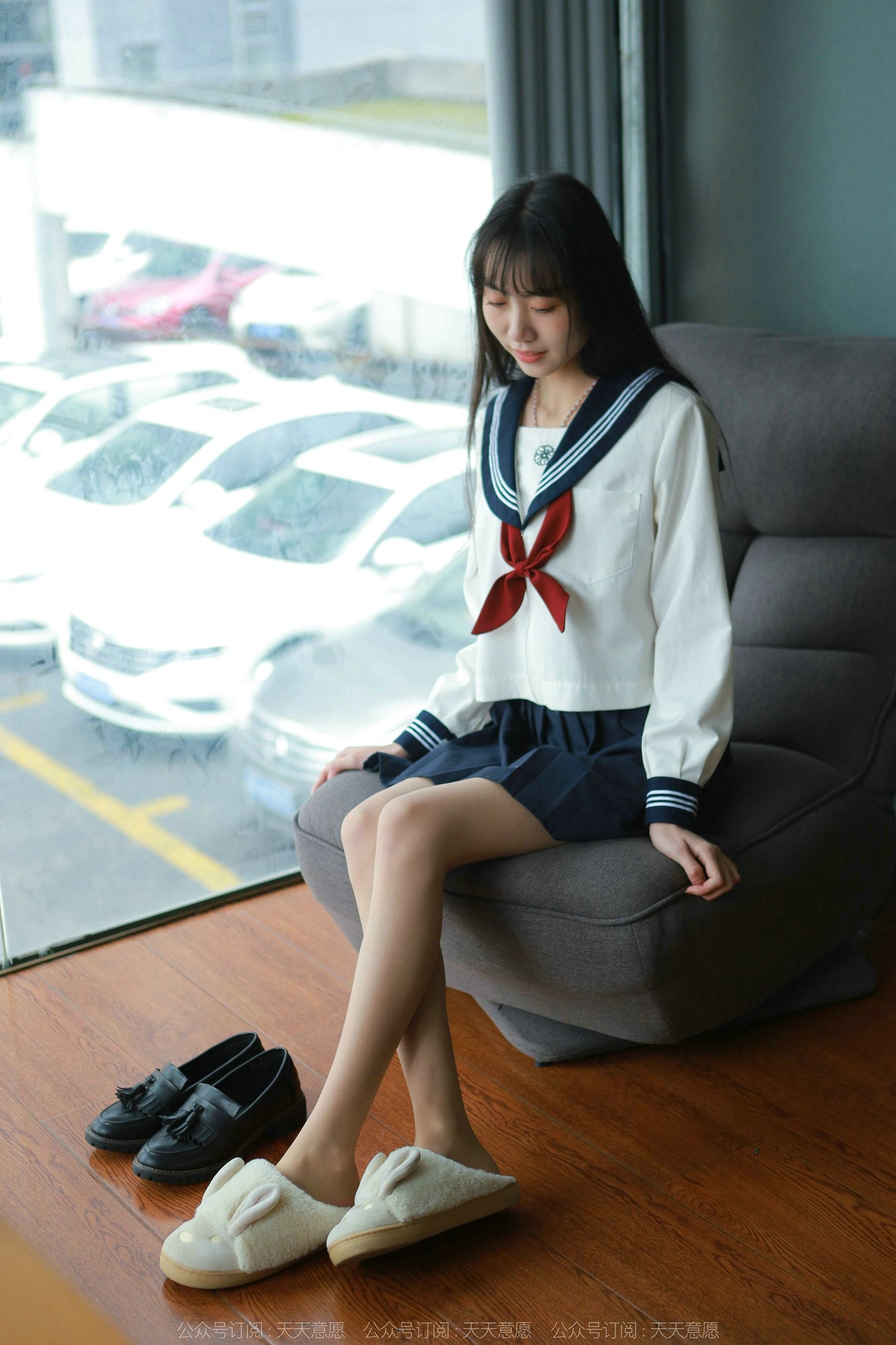 模特 团团 《可爱JK装》-图0