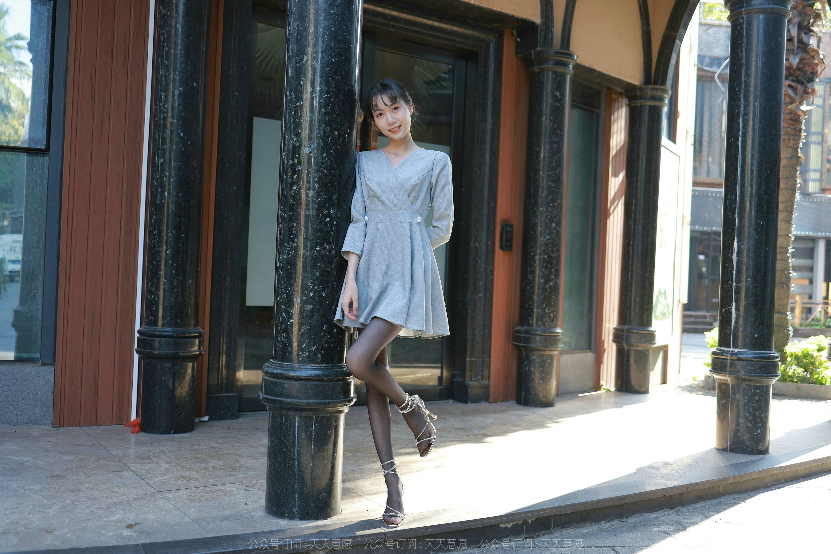 模特 团团 《暖阳下的黑色丝念》-图18