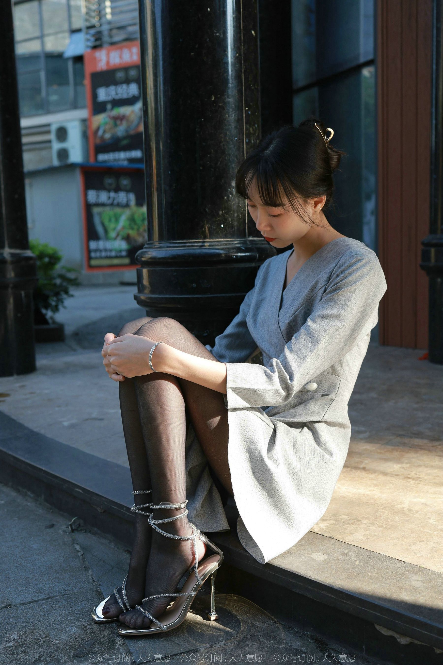 模特 团团 《暖阳下的黑色丝念》-图26