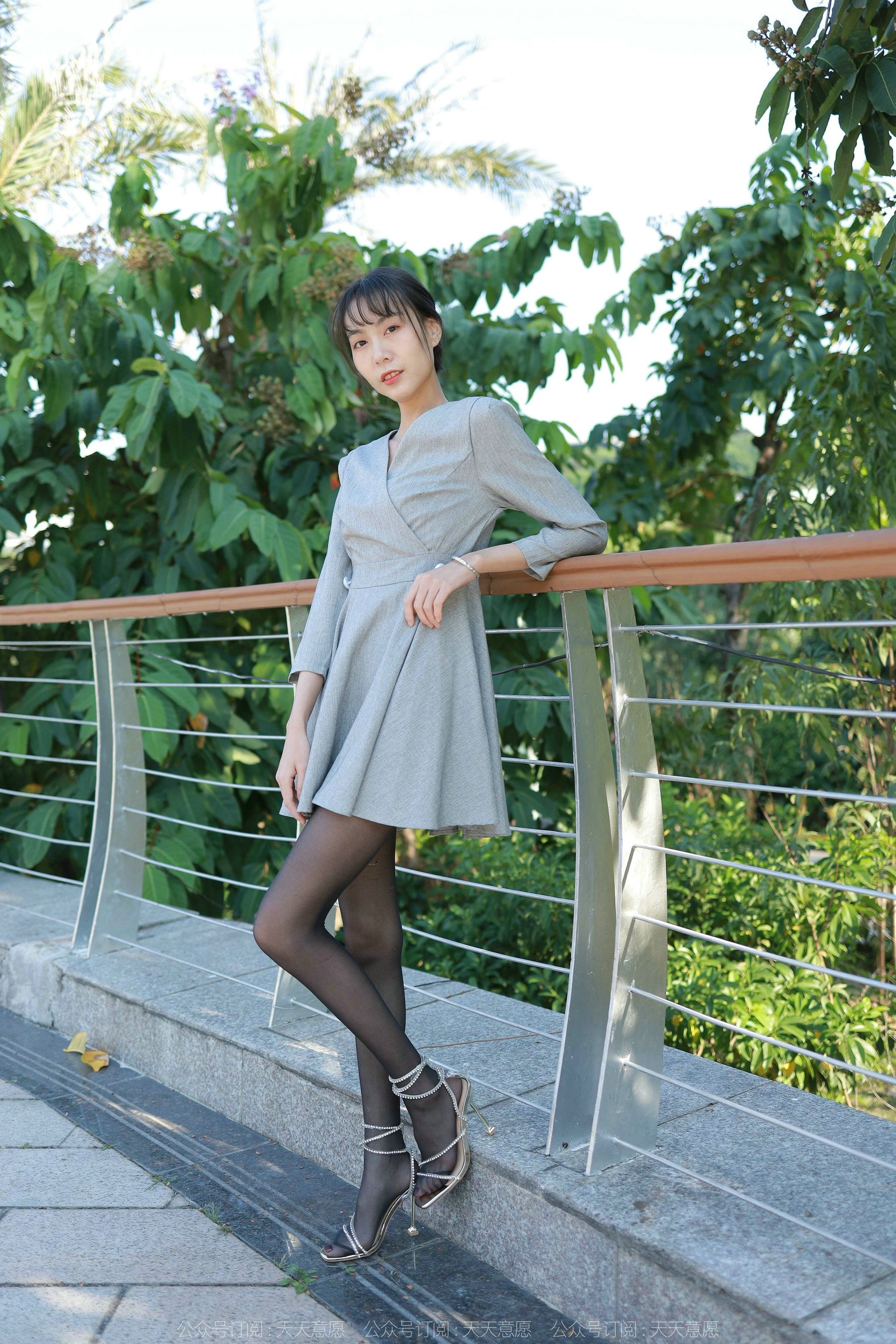 模特 团团 《暖阳下的黑色丝念》-图60