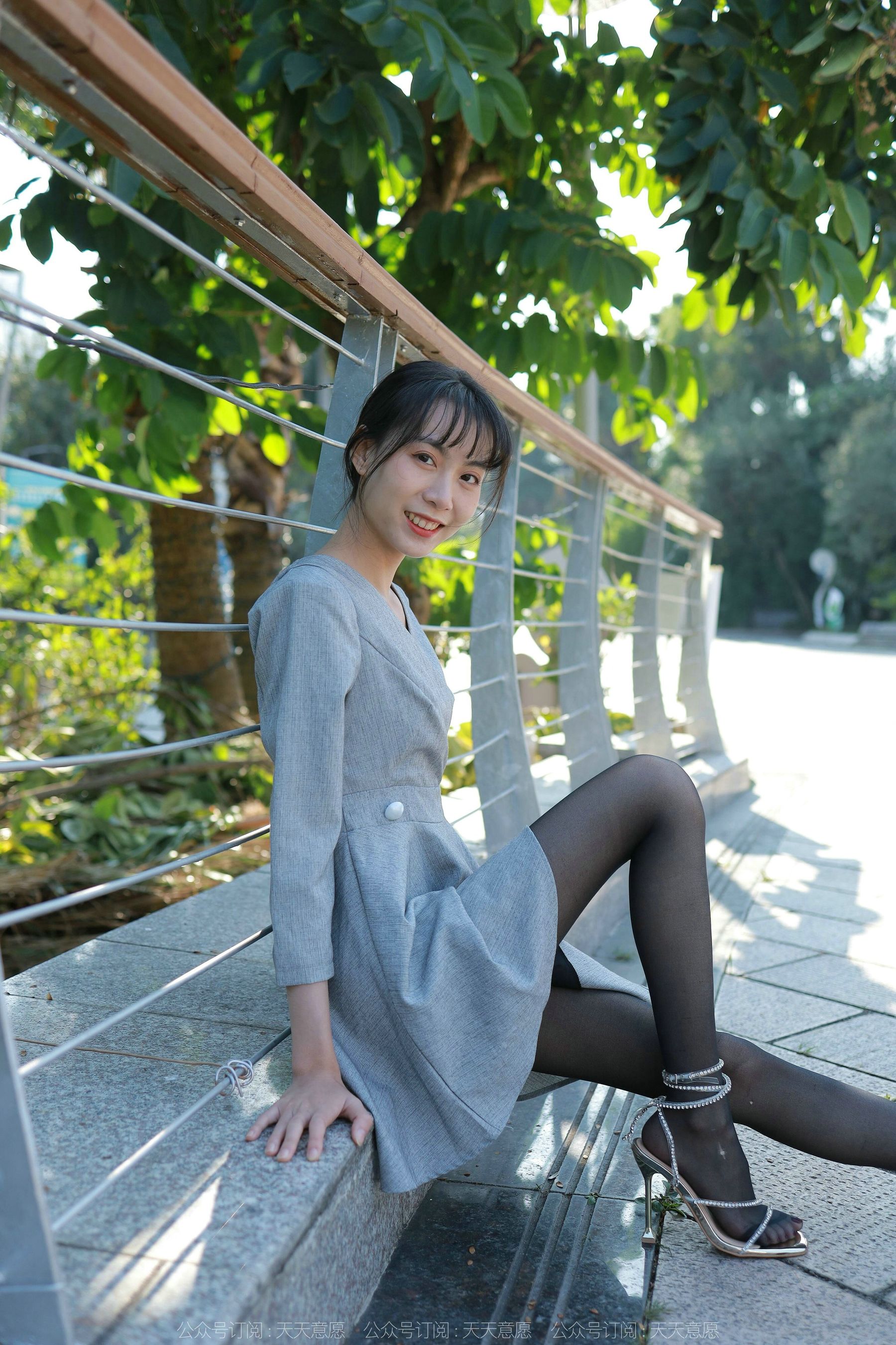 模特 团团 《暖阳下的黑色丝念》-图74