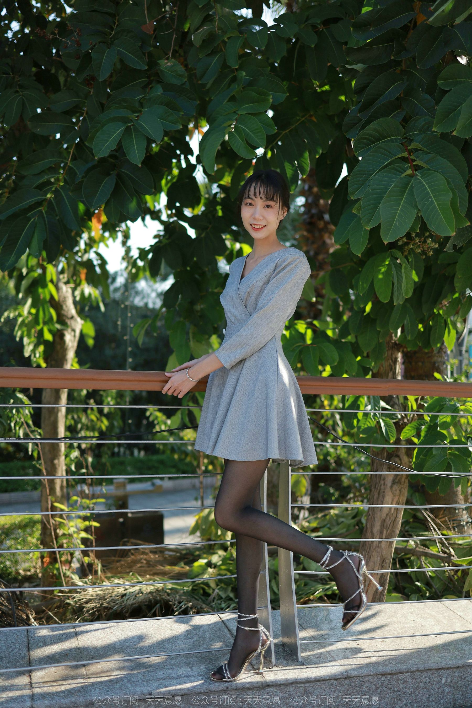 模特 团团 《暖阳下的黑色丝念》-图90