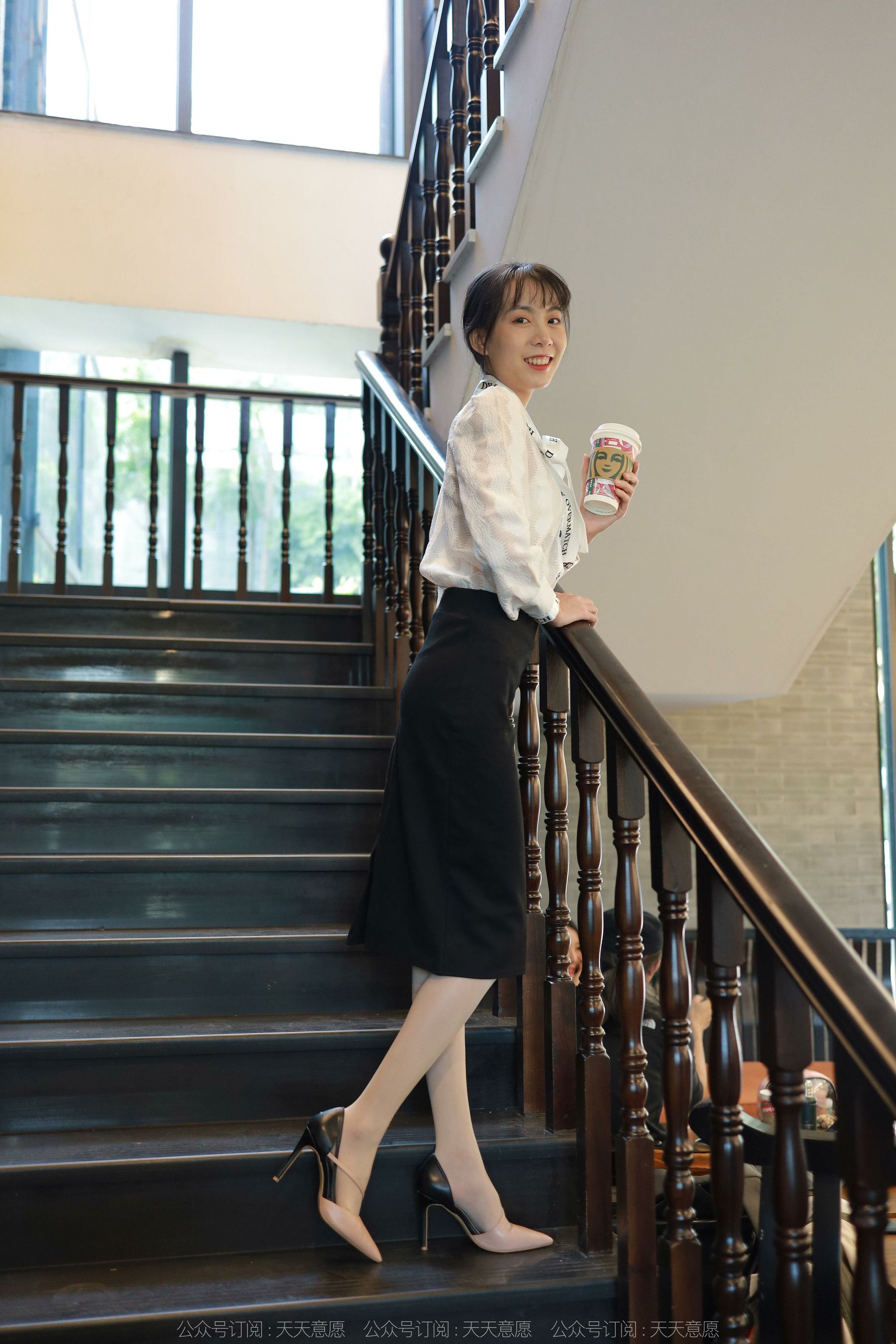 模特 团团 《气质一步裙》-图27