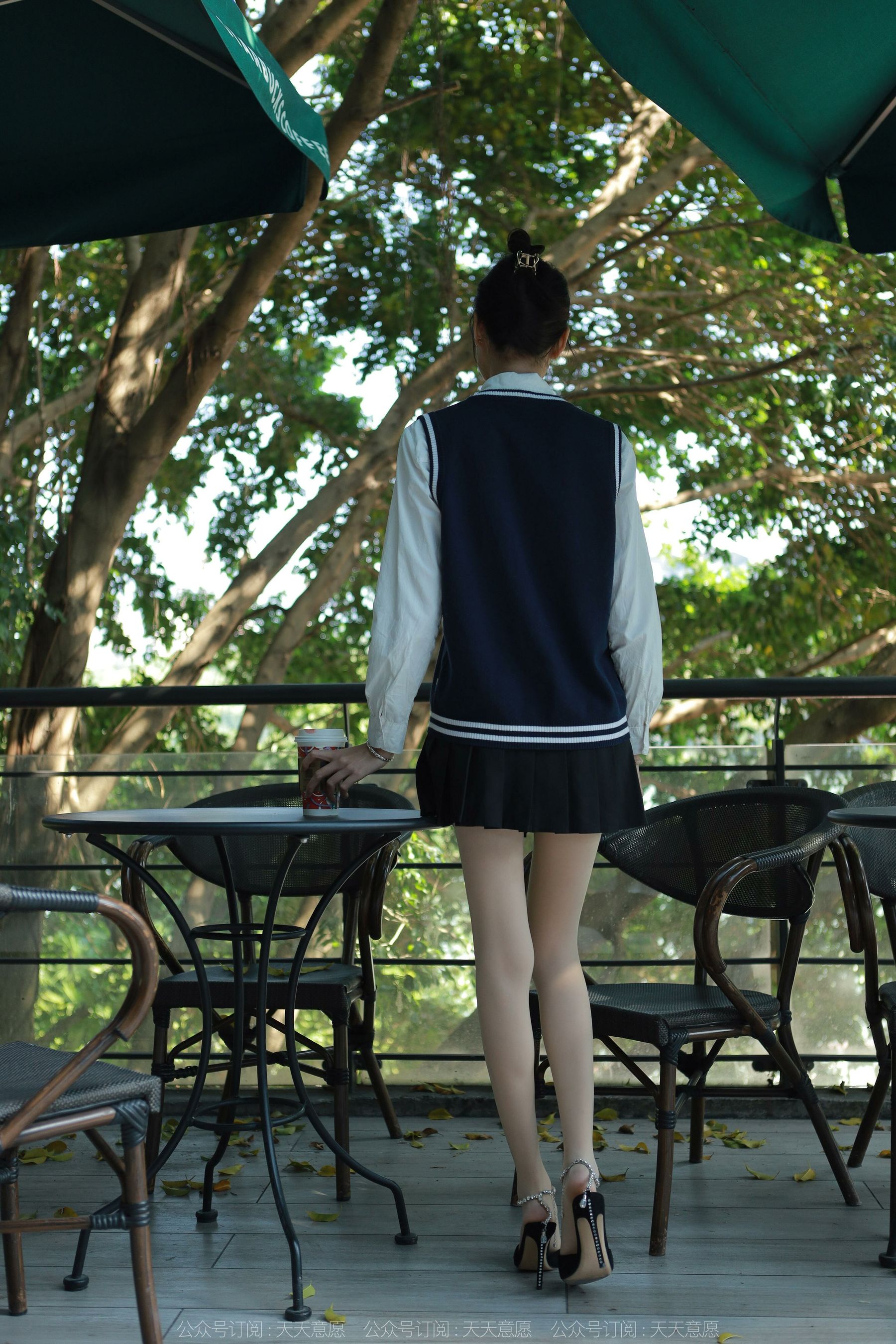 模特 团团 《纯玉学苑装》-图25