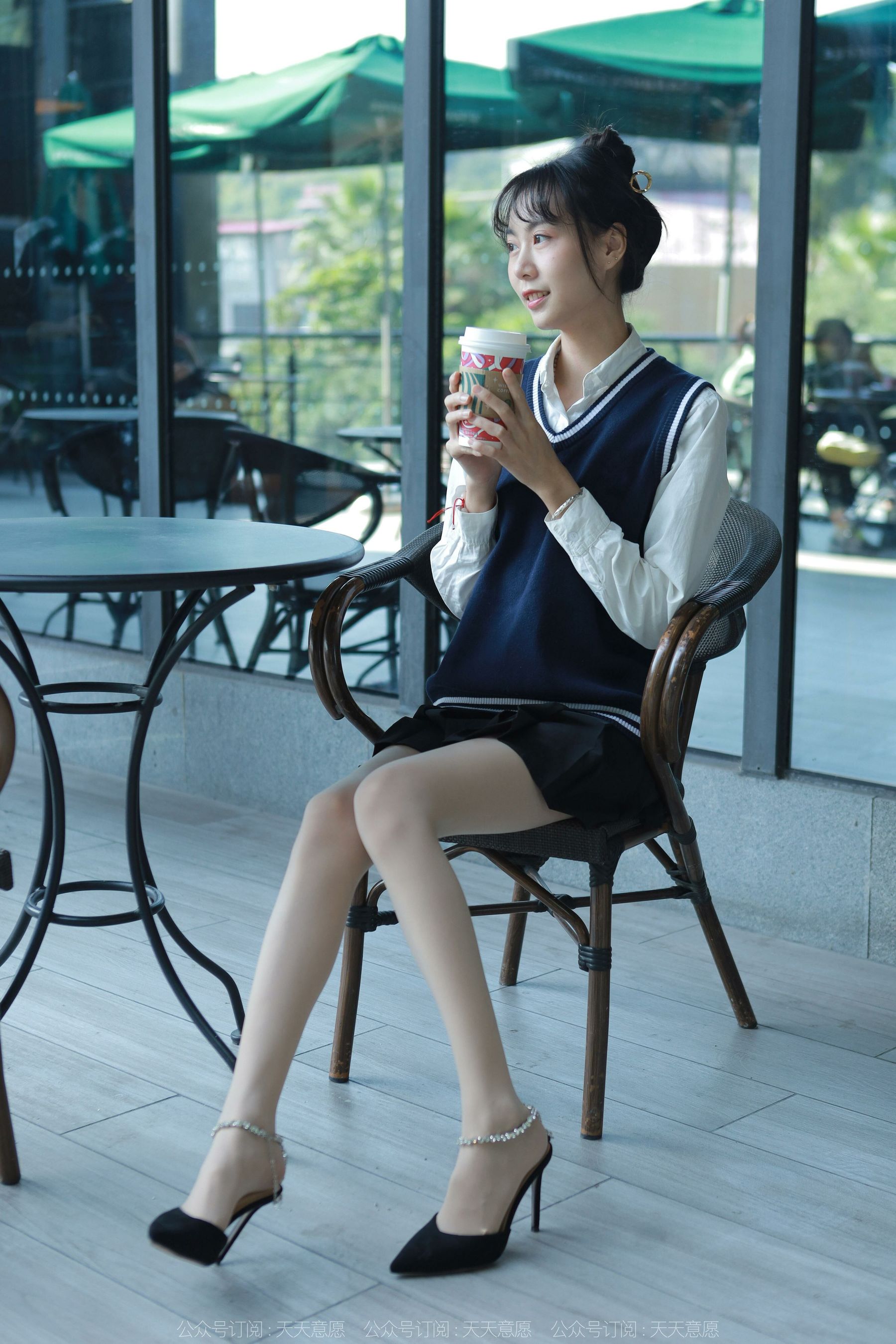 模特 团团 《纯玉学苑装》-图3