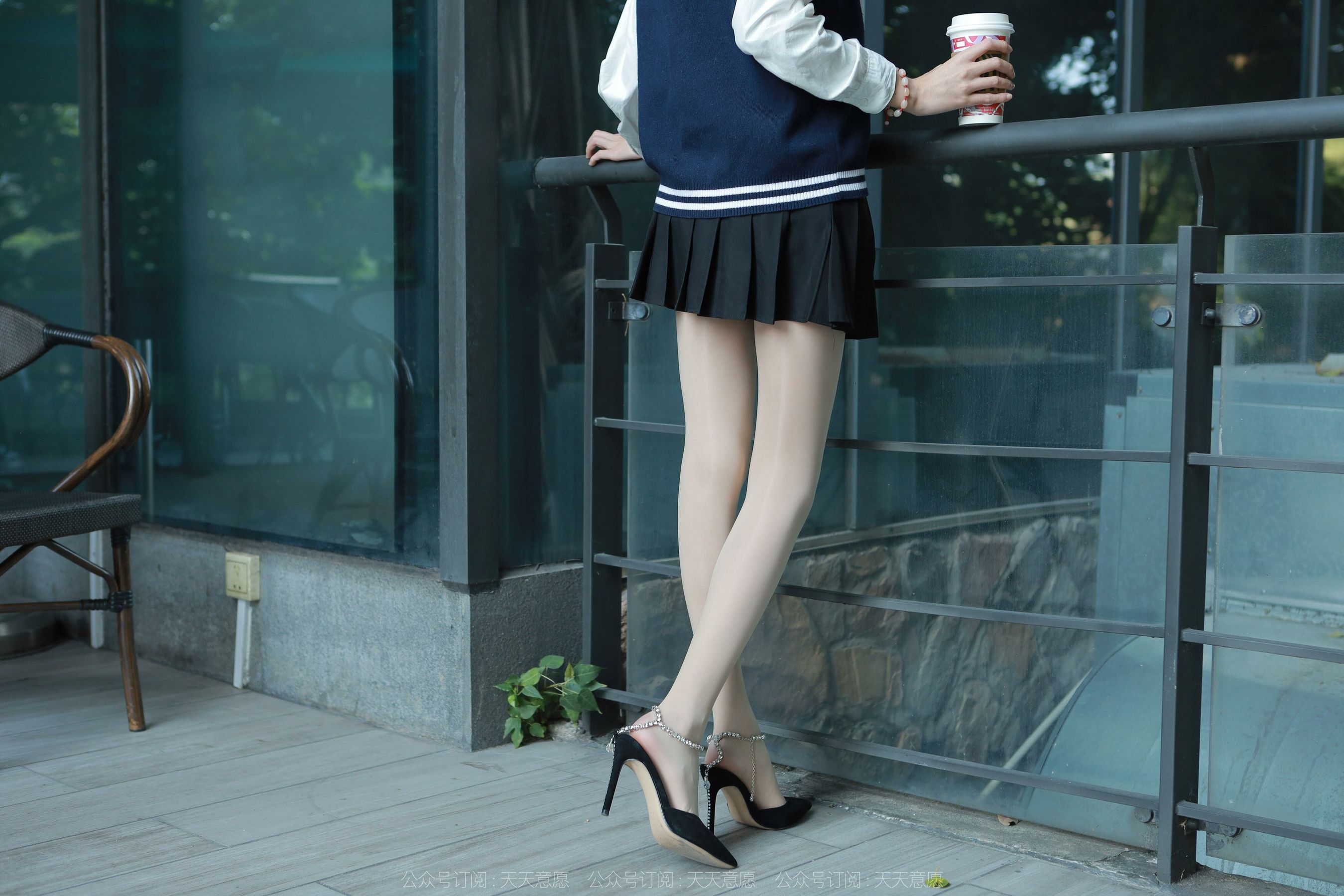 模特 团团 《纯玉学苑装》-图55