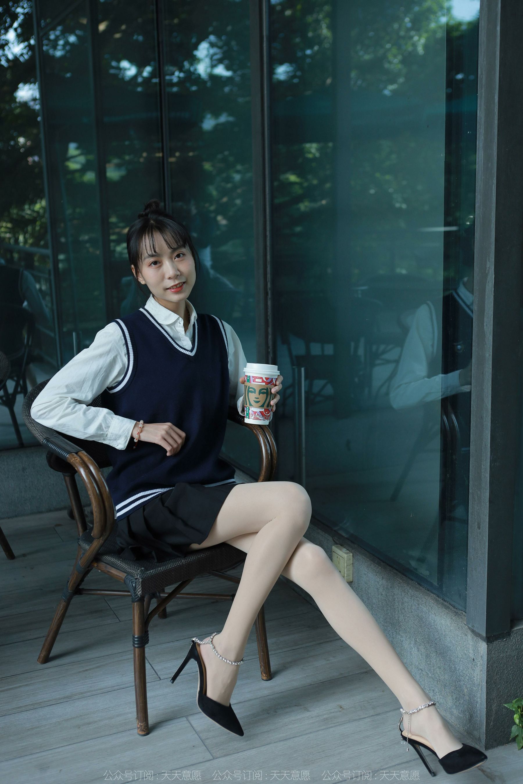 模特 团团 《纯玉学苑装》-图63