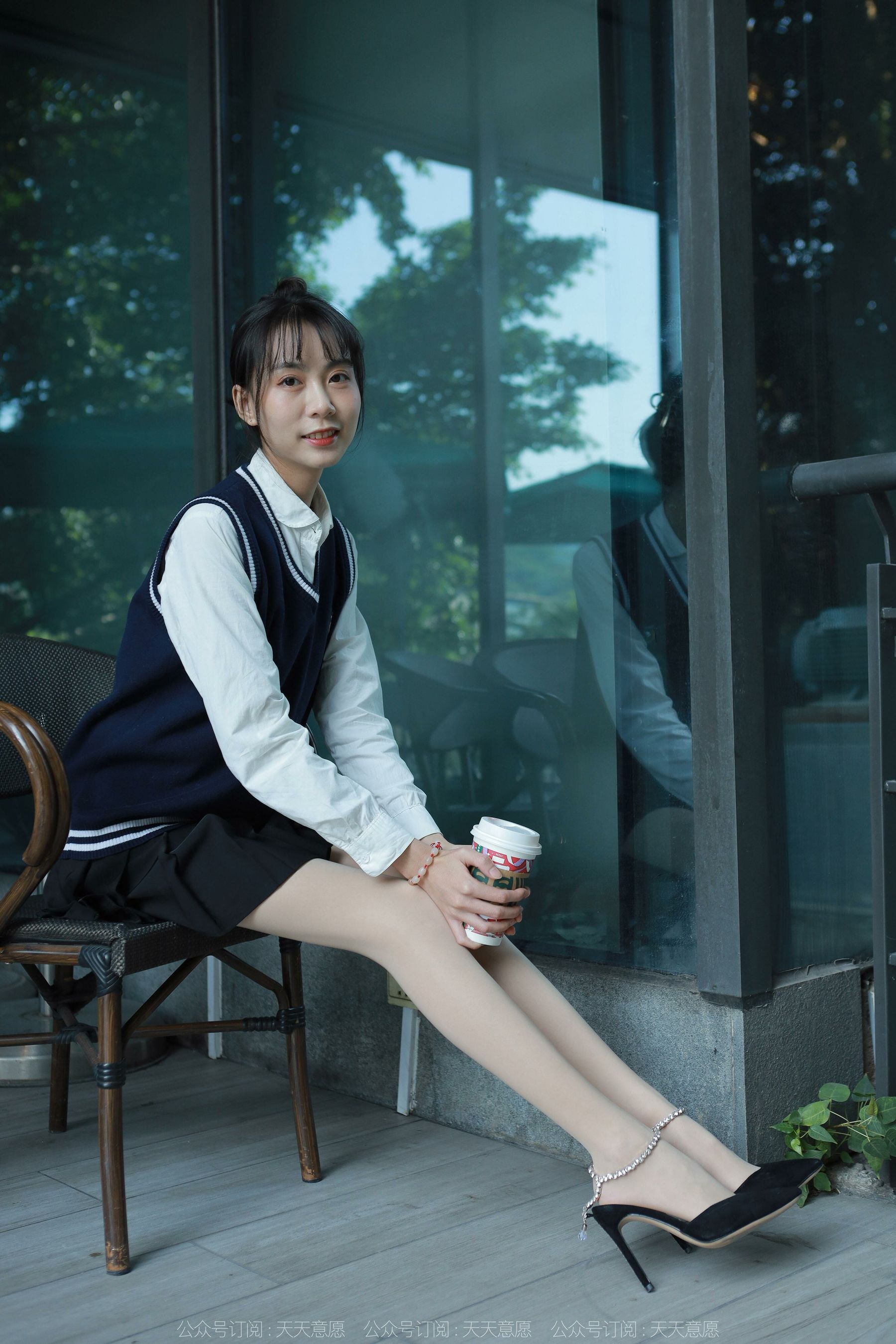 模特 团团 《纯玉学苑装》-图66