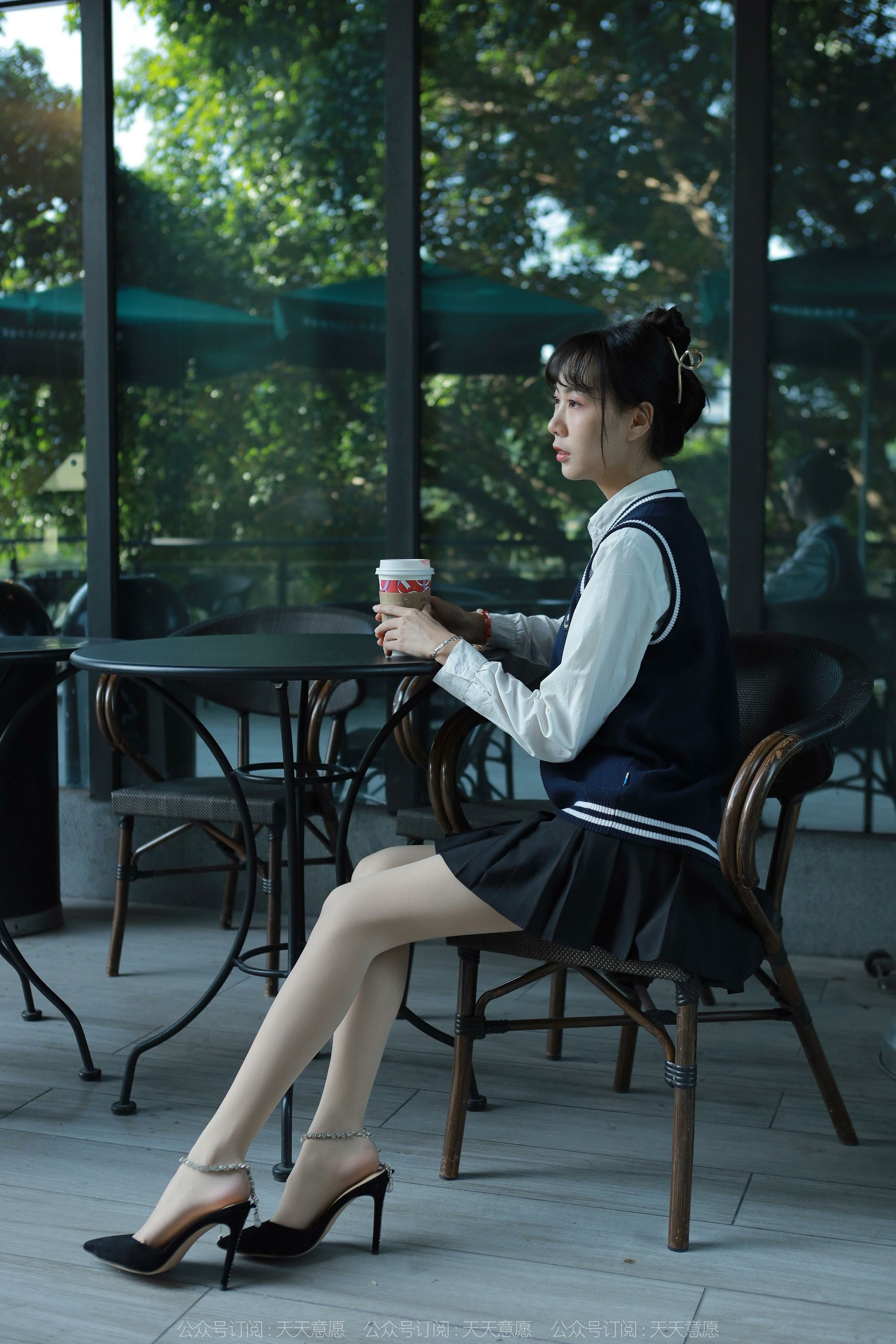 模特 团团 《纯玉学苑装》-图70