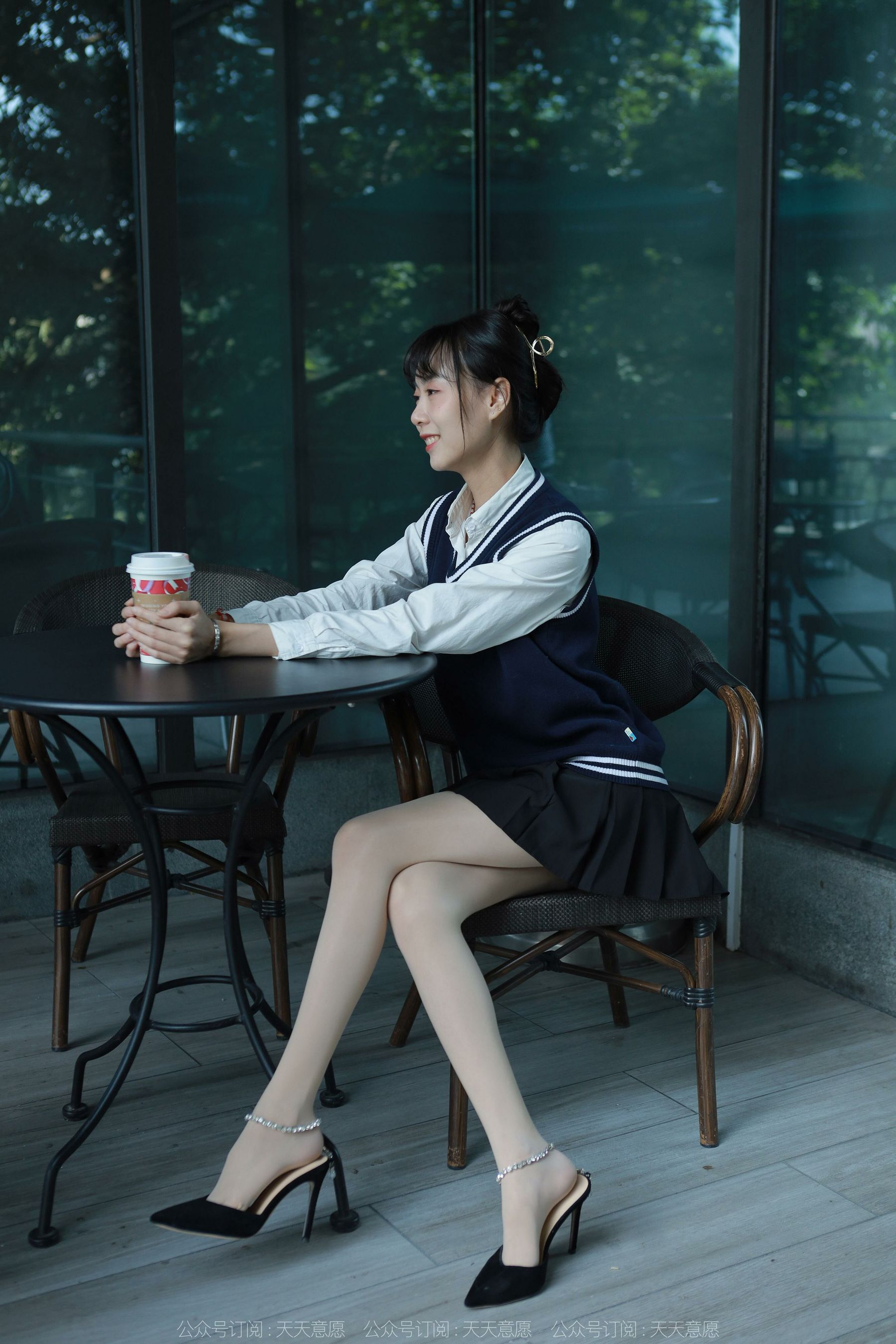 模特 团团 《纯玉学苑装》-图76