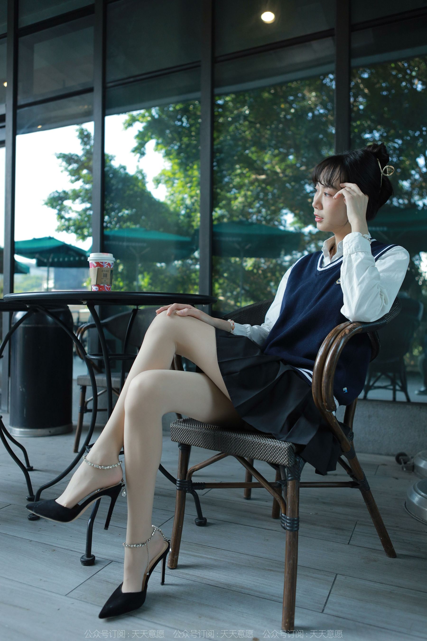 模特 团团 《纯玉学苑装》-图85