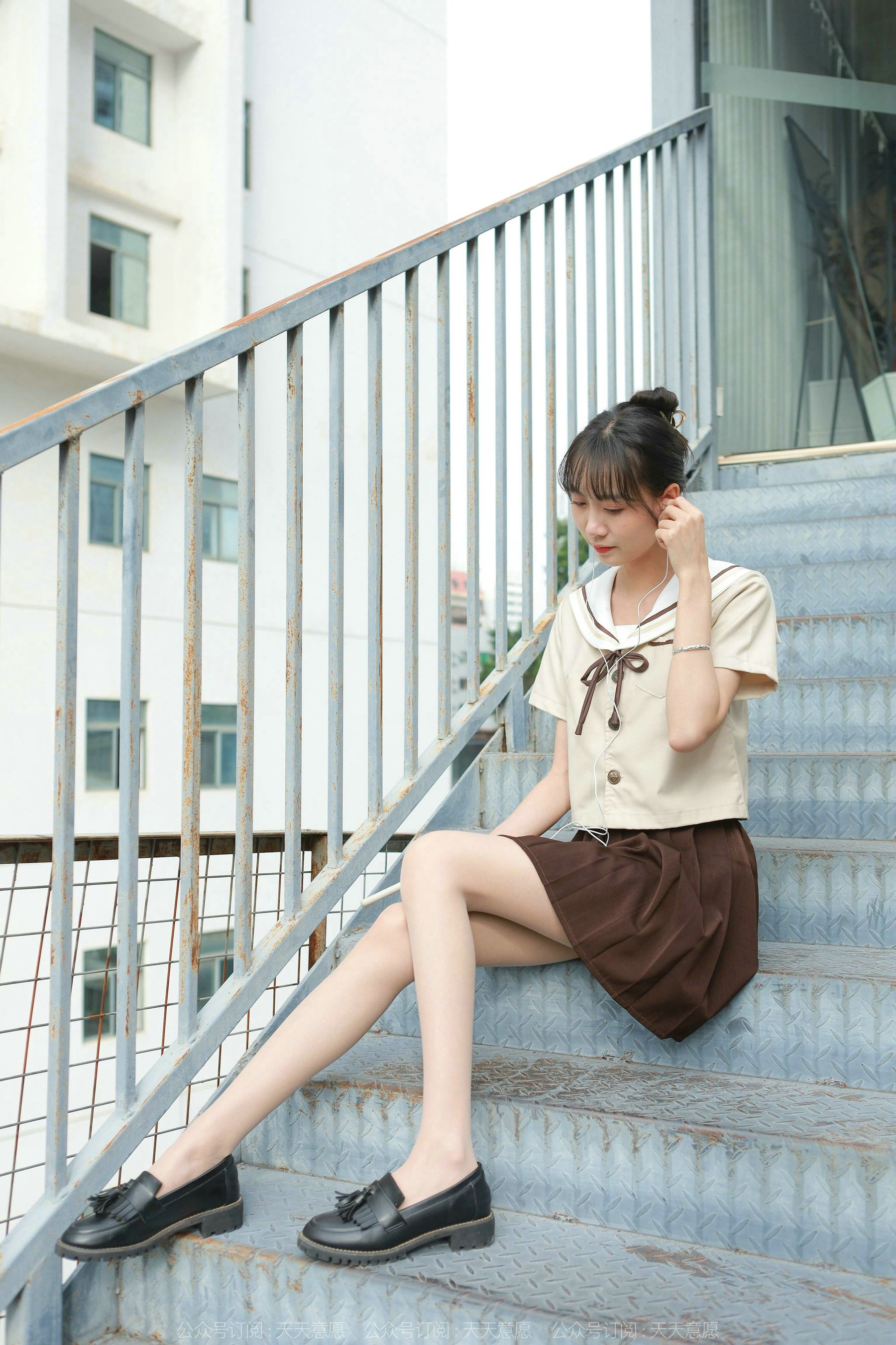 模特 团团 《网易云长腿少女》-图10