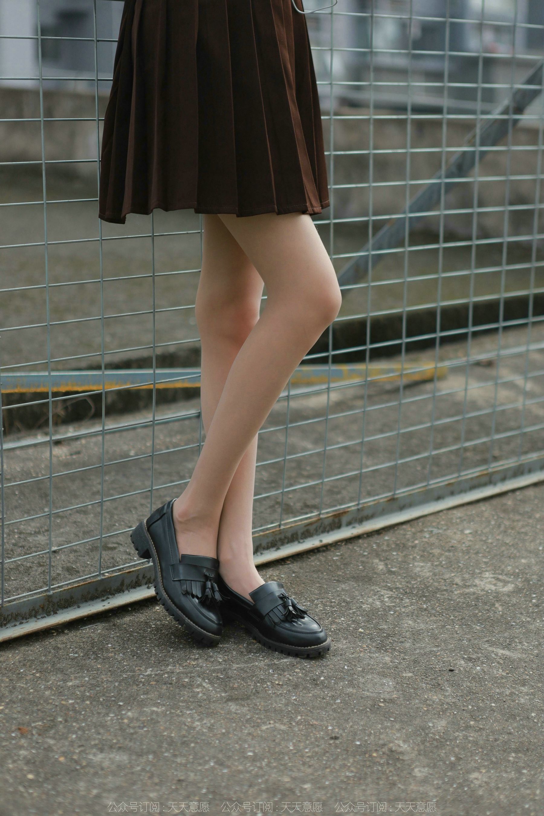 模特 团团 《网易云长腿少女》-图17