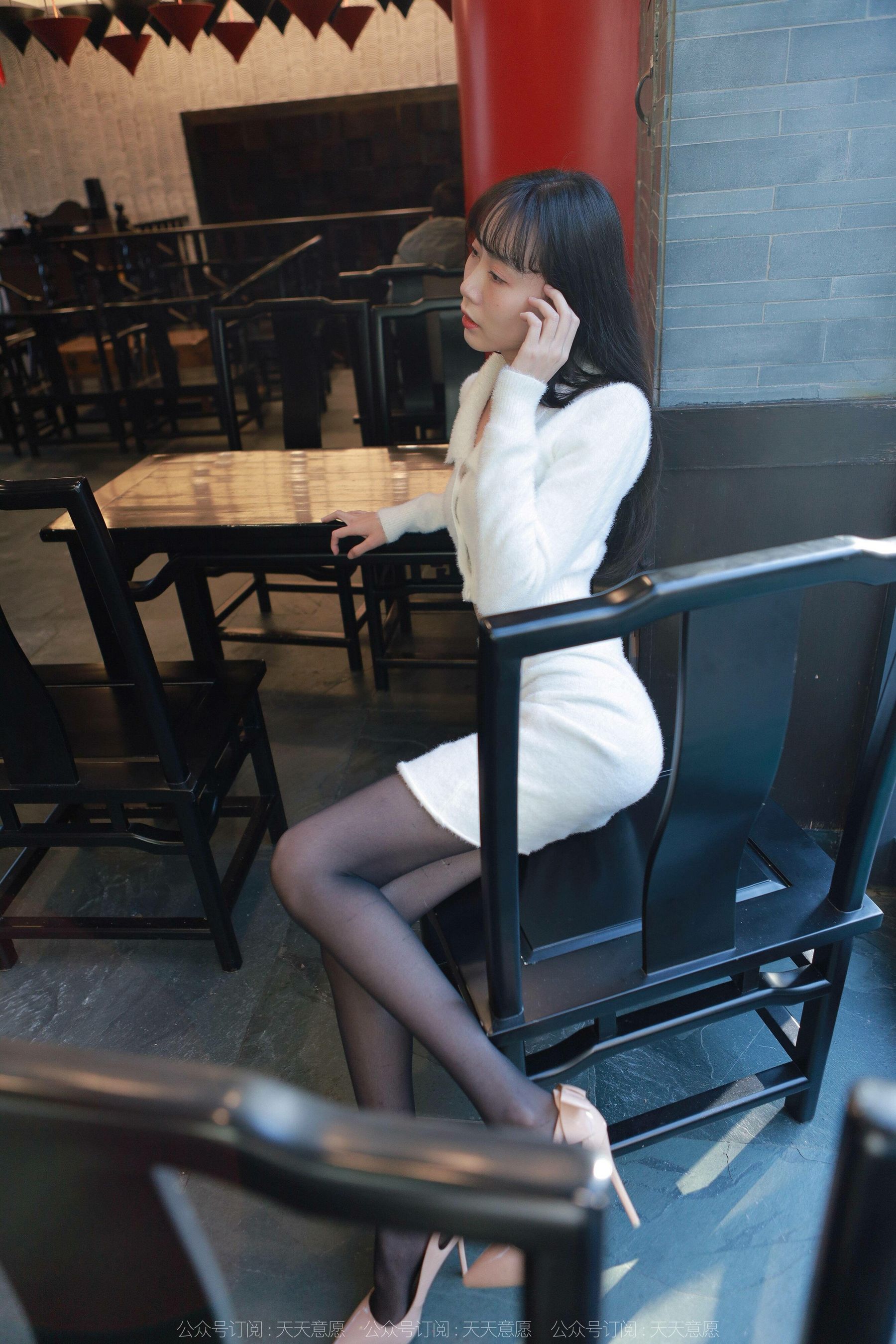 模特 团团 《阳光下的白裙长腿》-图38