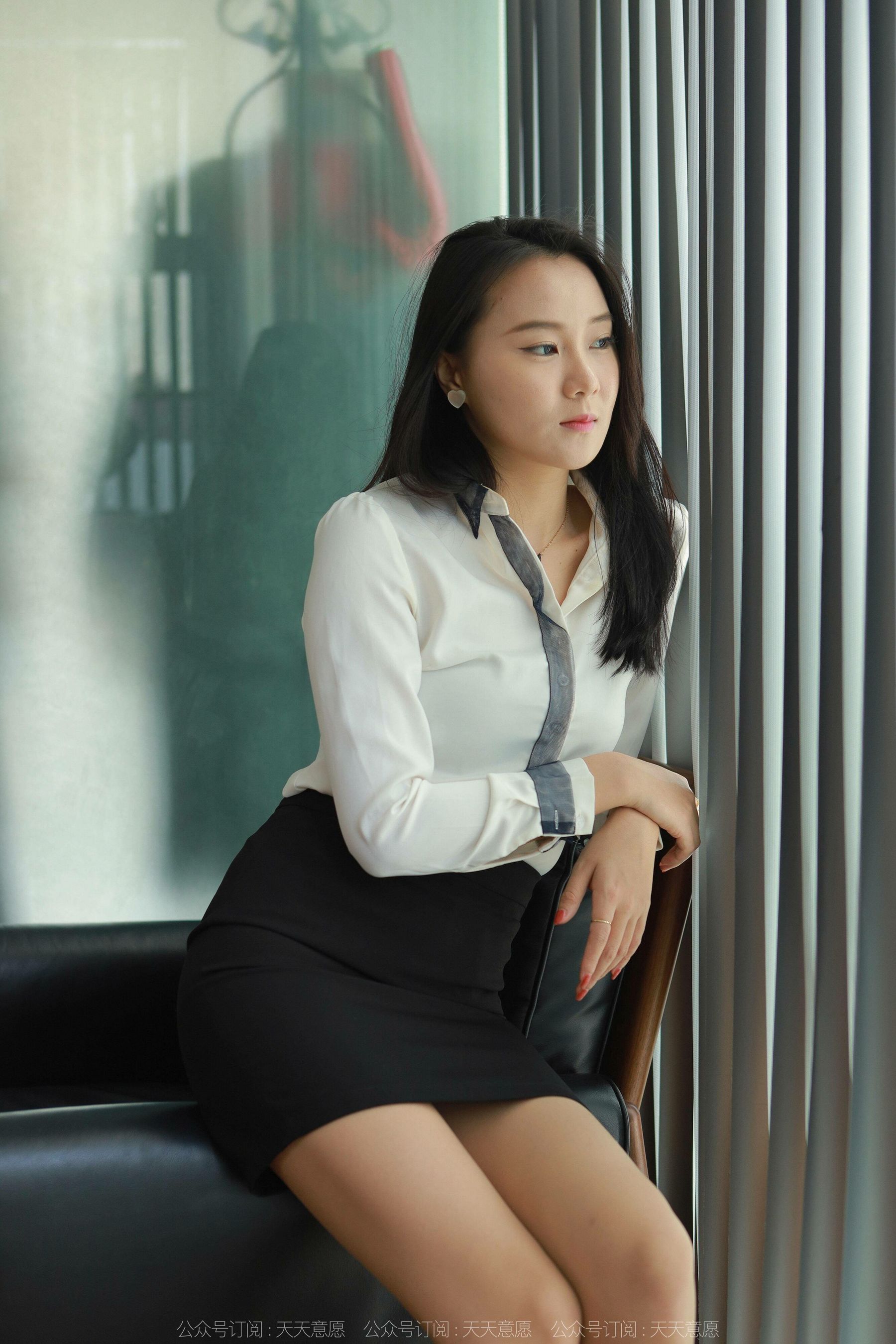 模特 姗姗 《完美女秘书》-图16