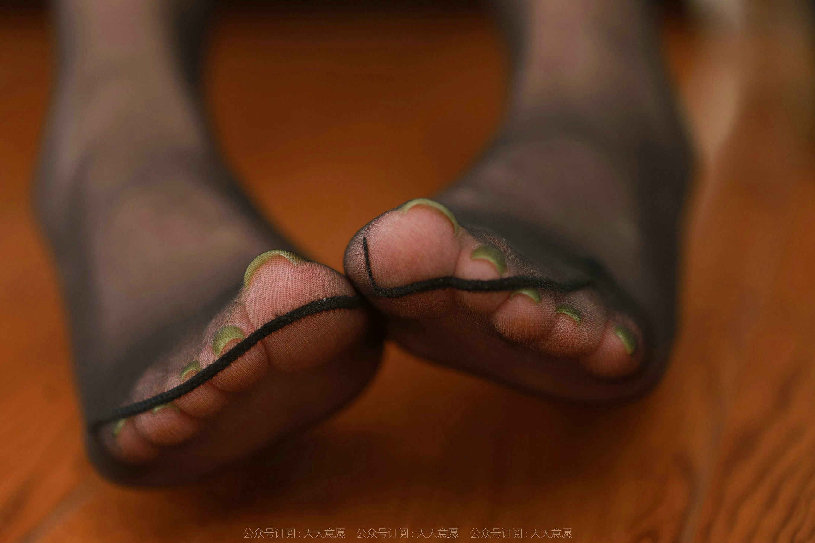 模特 姗姗 《美腿女同事》-图44