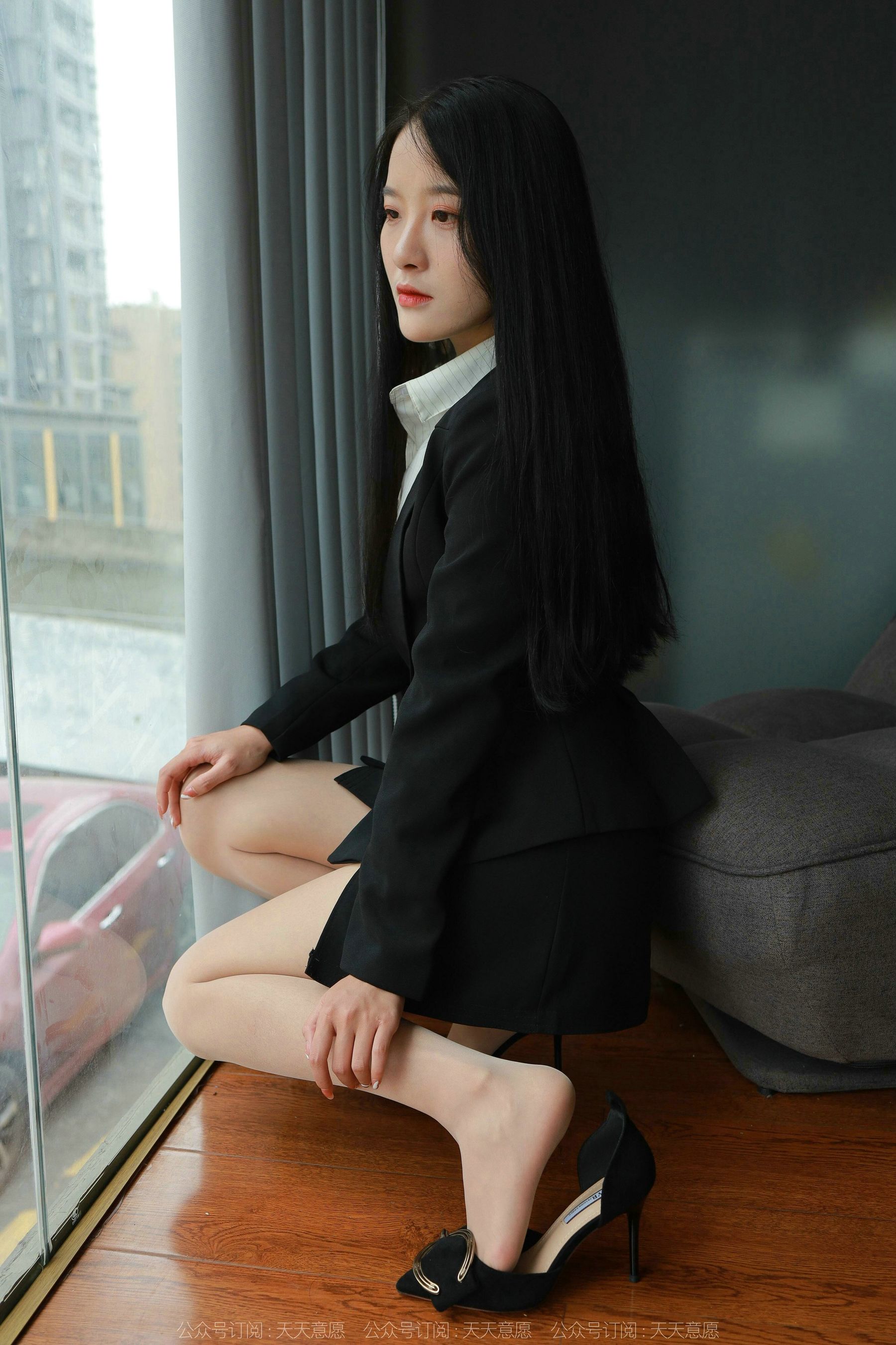 模特 婉萍 《OL俏佳人》-图82