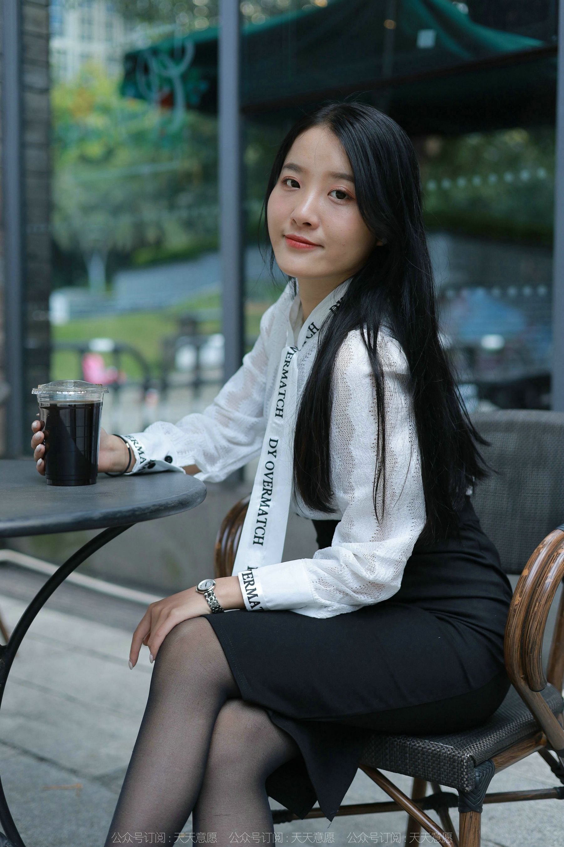 模特 婉萍 《性感OL窄裙》-图4