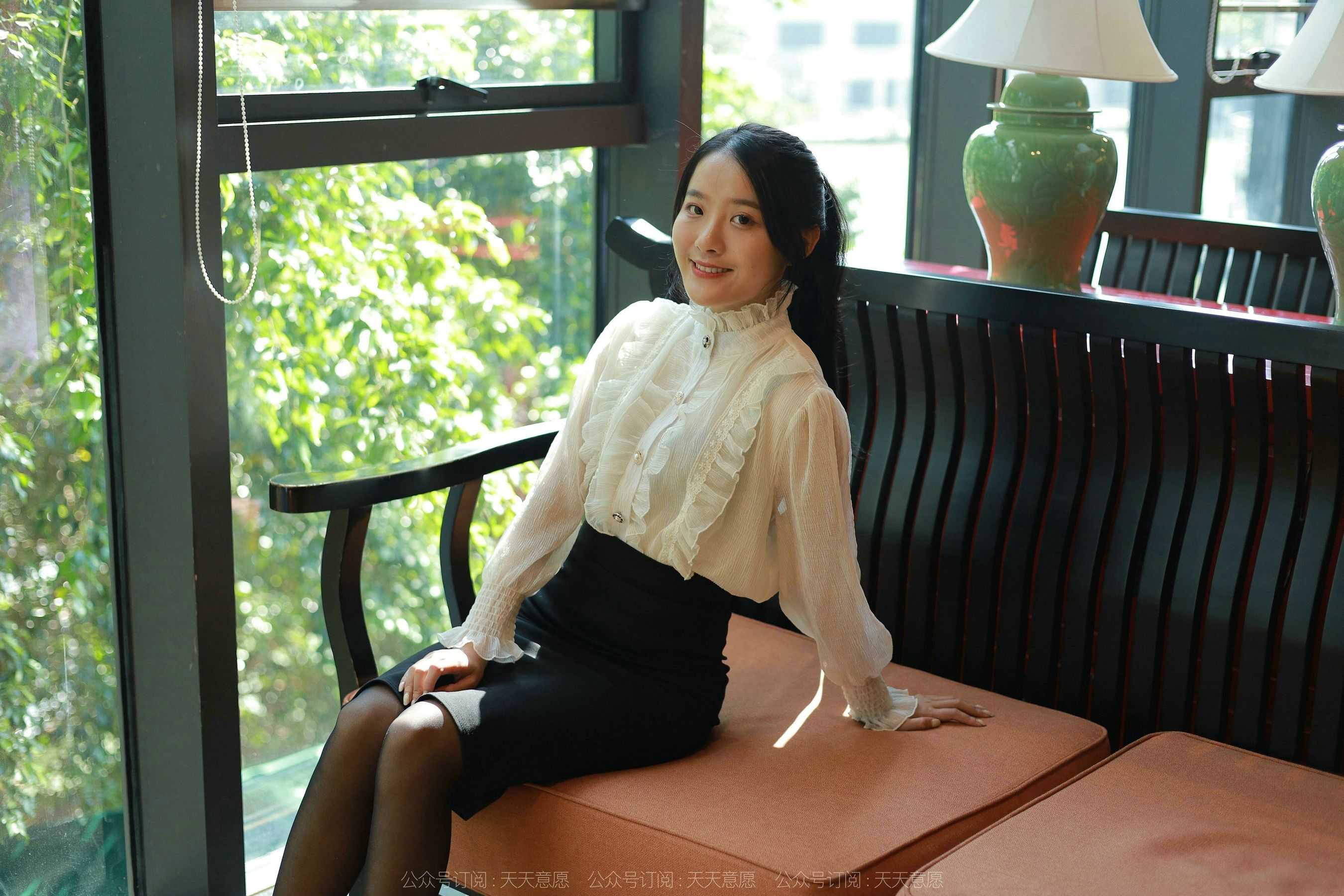 模特 婉萍 《黑丝咖啡》-图0