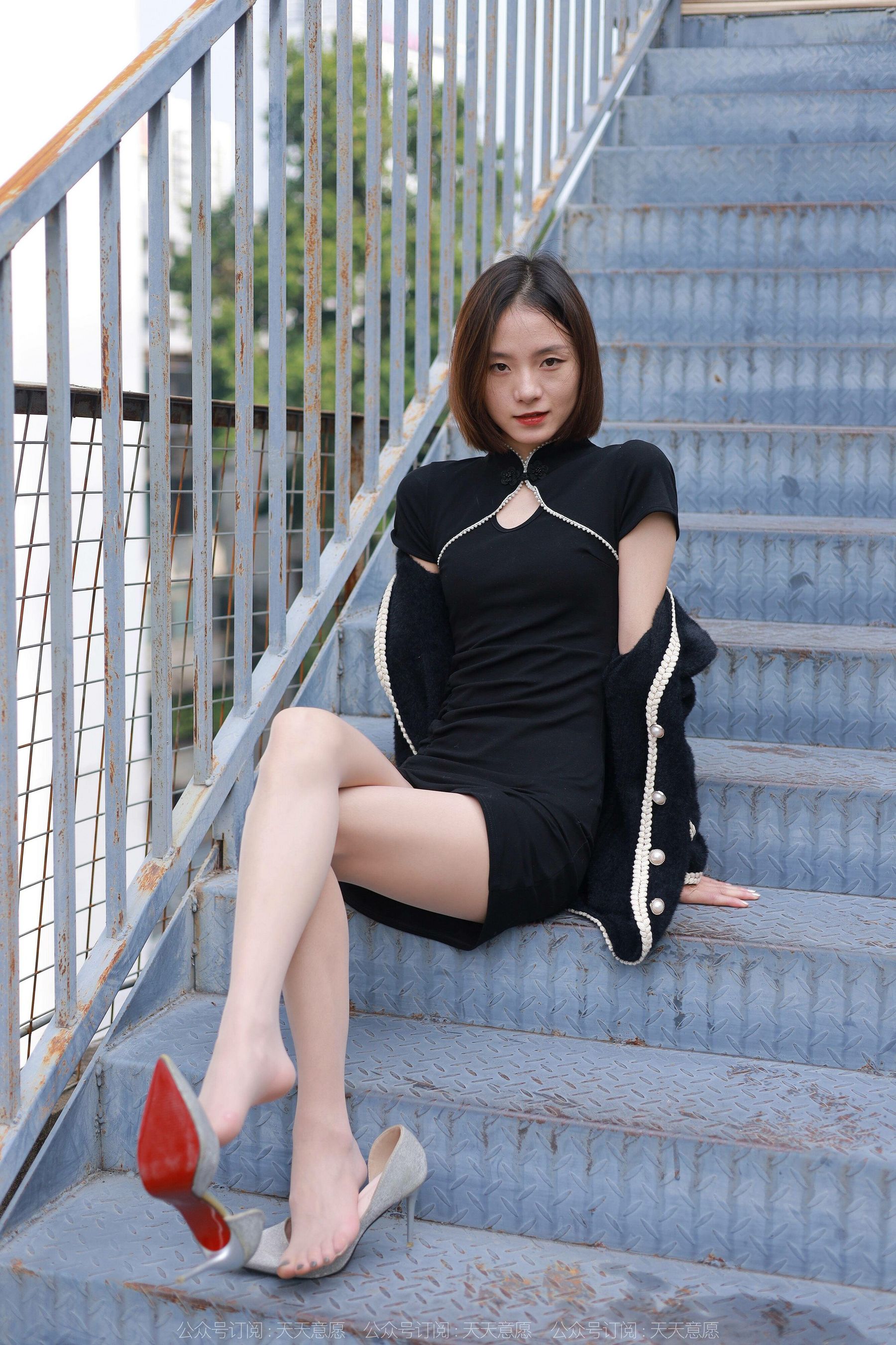 模特 小六 《黑色旗袍肉色丝》-图23