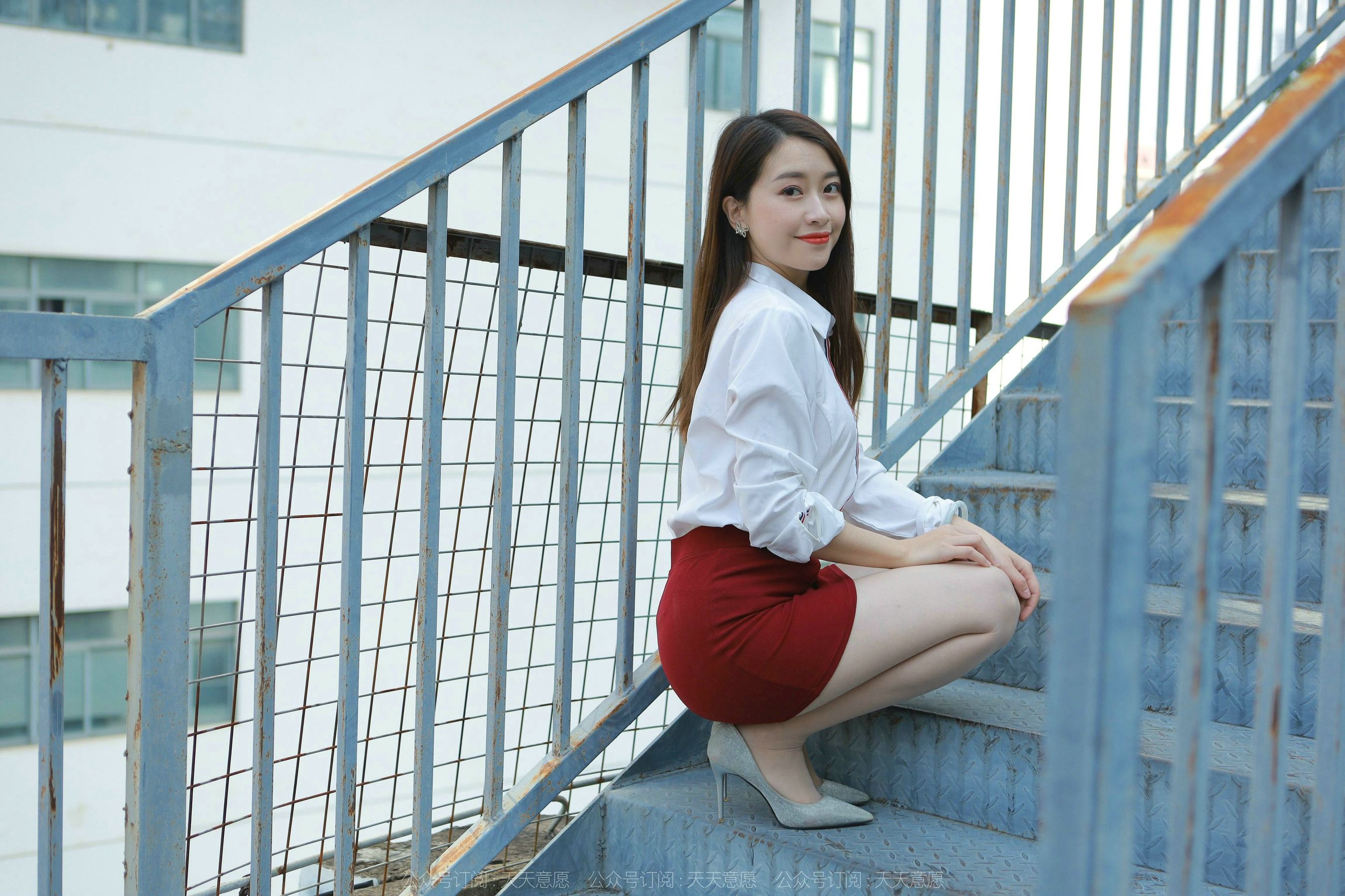 模特 小婕 《性感红色包臀裙》-图37