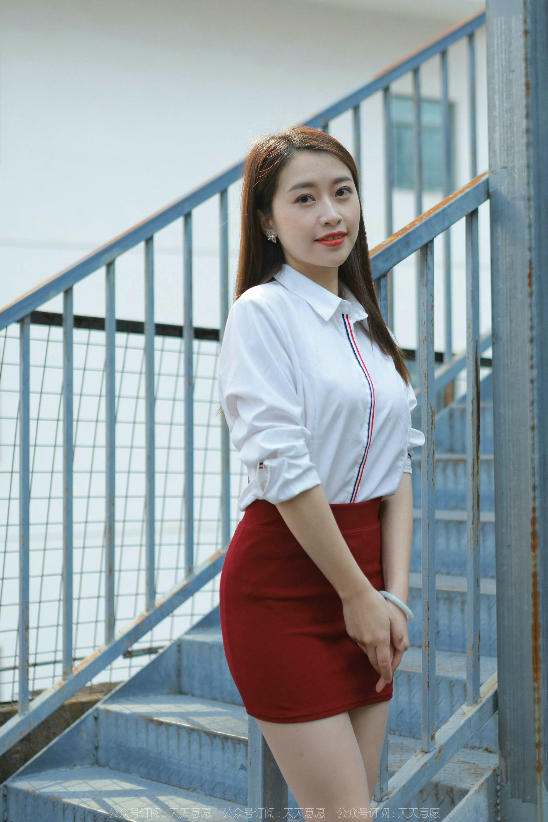 模特 小婕 《性感红色包臀裙》-图45