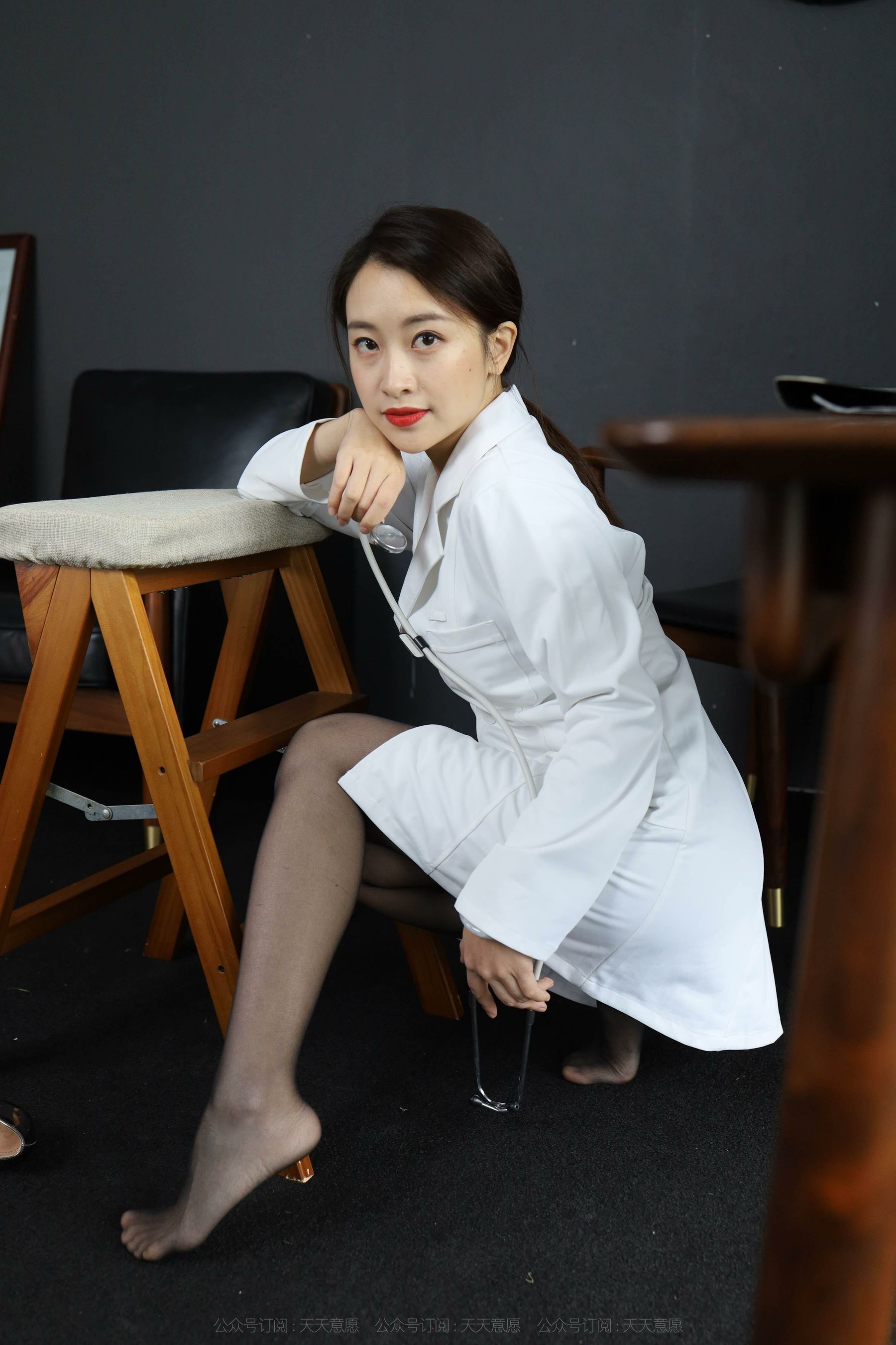 模特 小婕 《美女医生》-图80