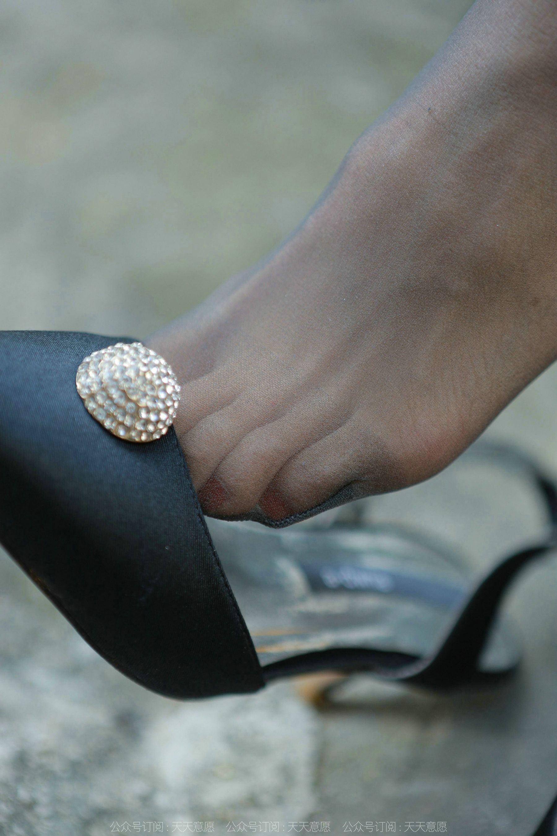 模特 美子 《职业包臀裙黑丝》-图18