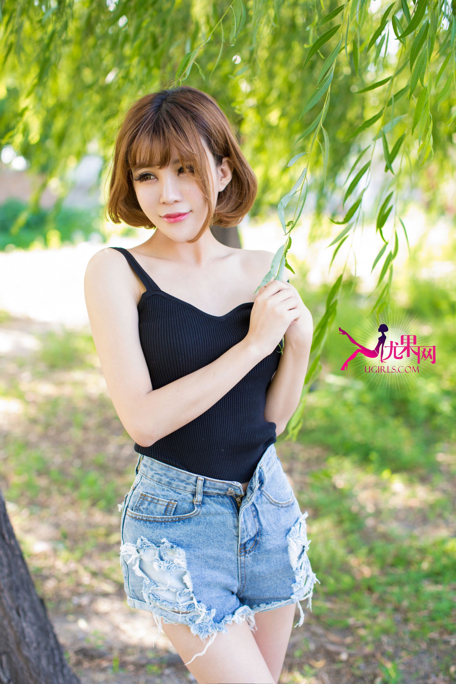 Alin《阳光边缘 明媚笑脸》  U100-图5