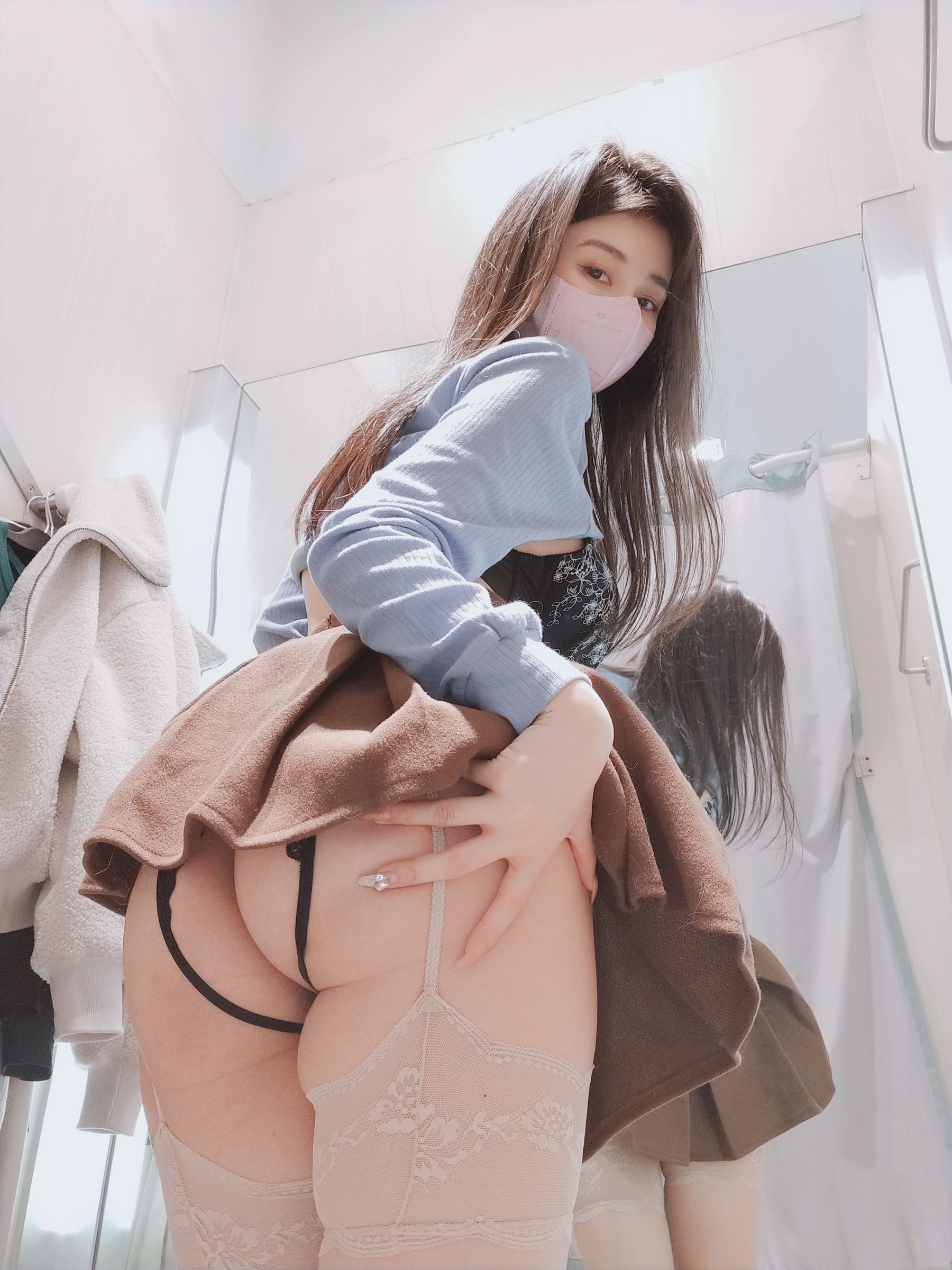 Coser小姐姐白银 - 更衣室自拍-图17