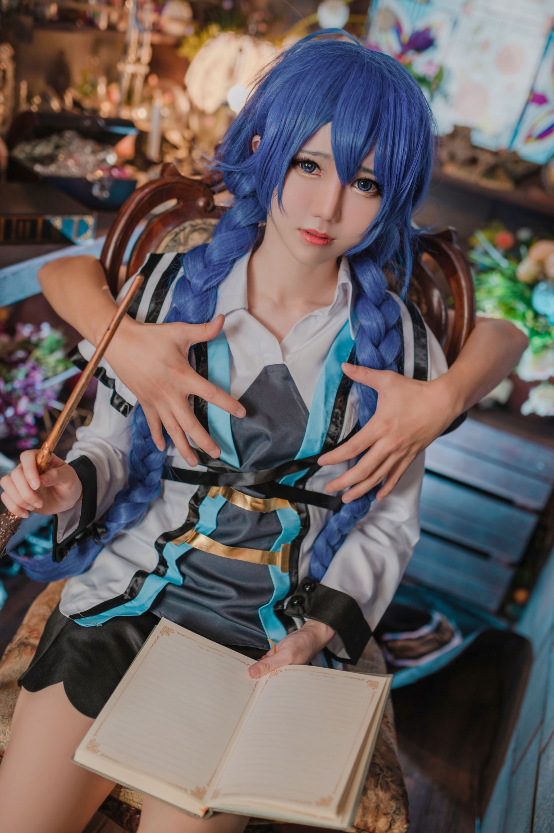 Sally Dorasnow - Roxy Mirgurdia-图12